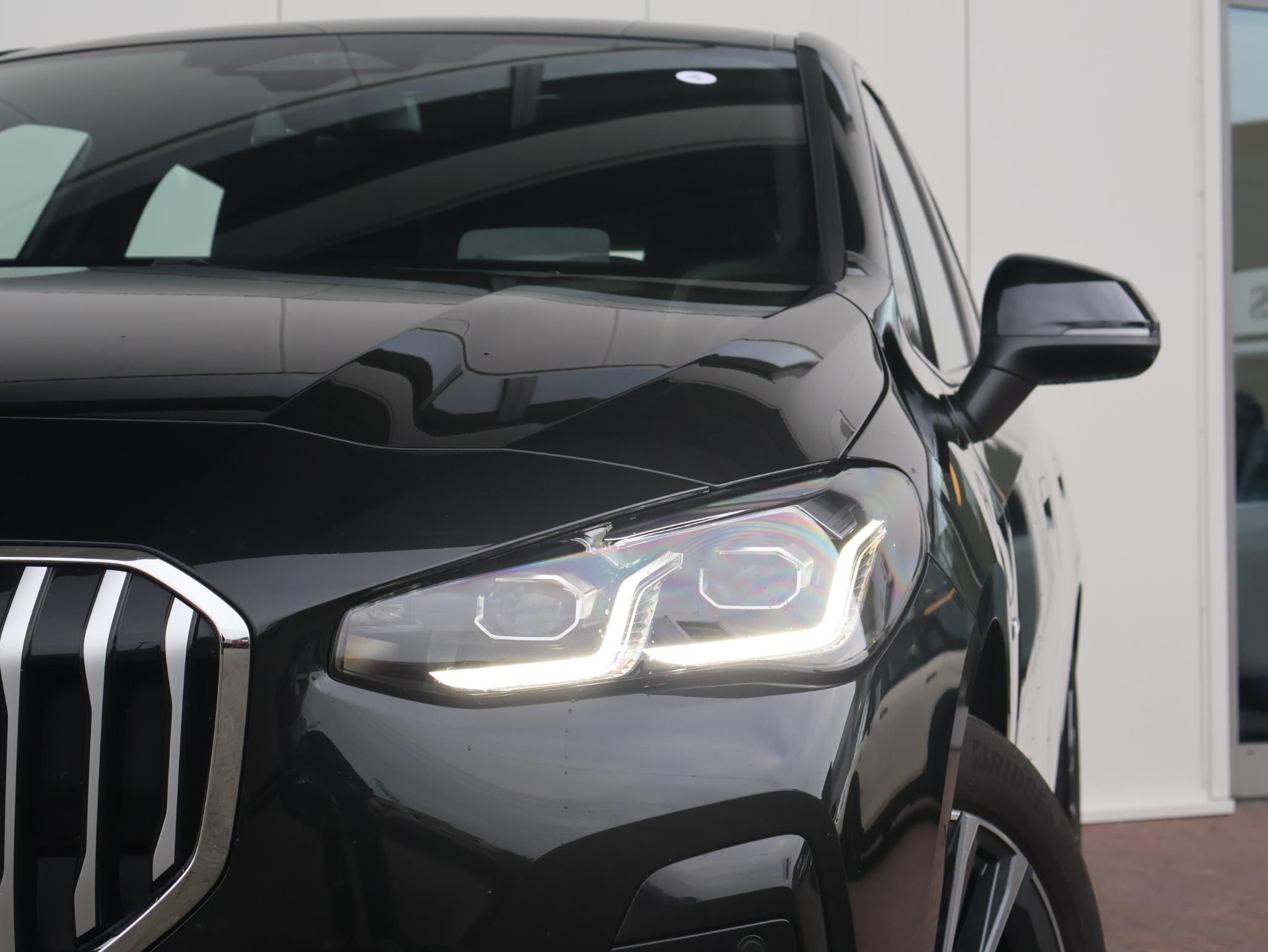 BMW 2 Serie Active Tourer 230e xDrive - Afbeelding 2