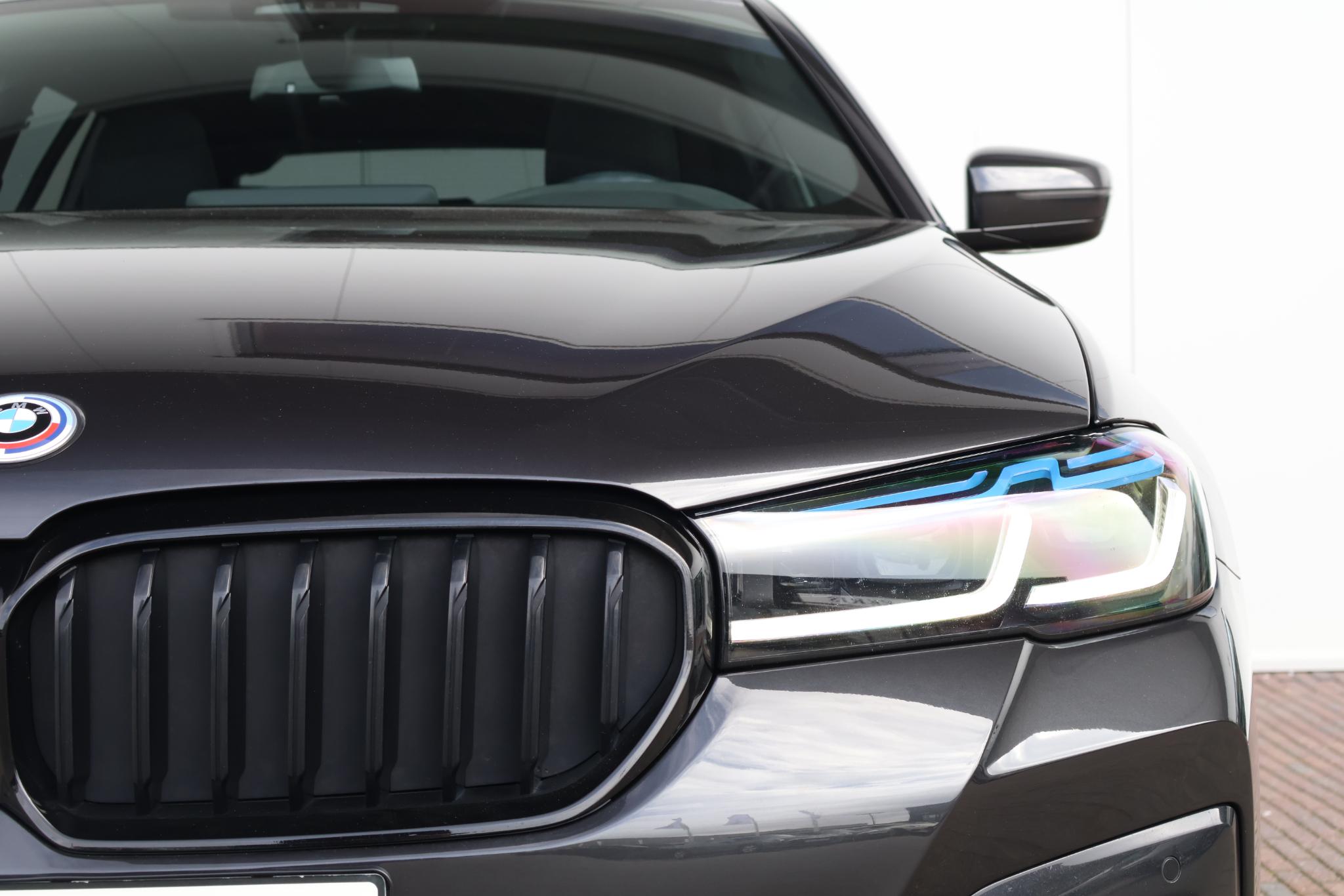 BMW 5-serie Touring 540i xDrive - Afbeelding 3