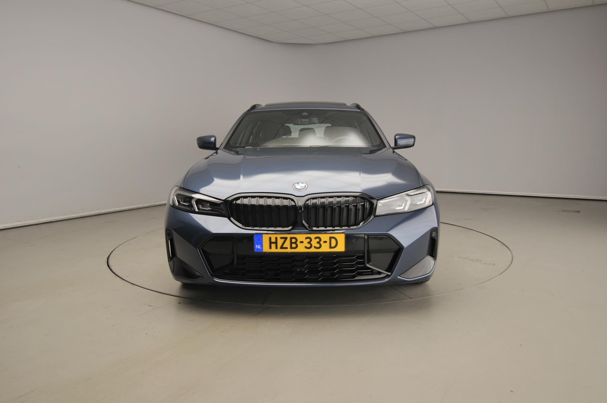 BMW 3 Serie Touring 330i xDrive - Afbeelding 5