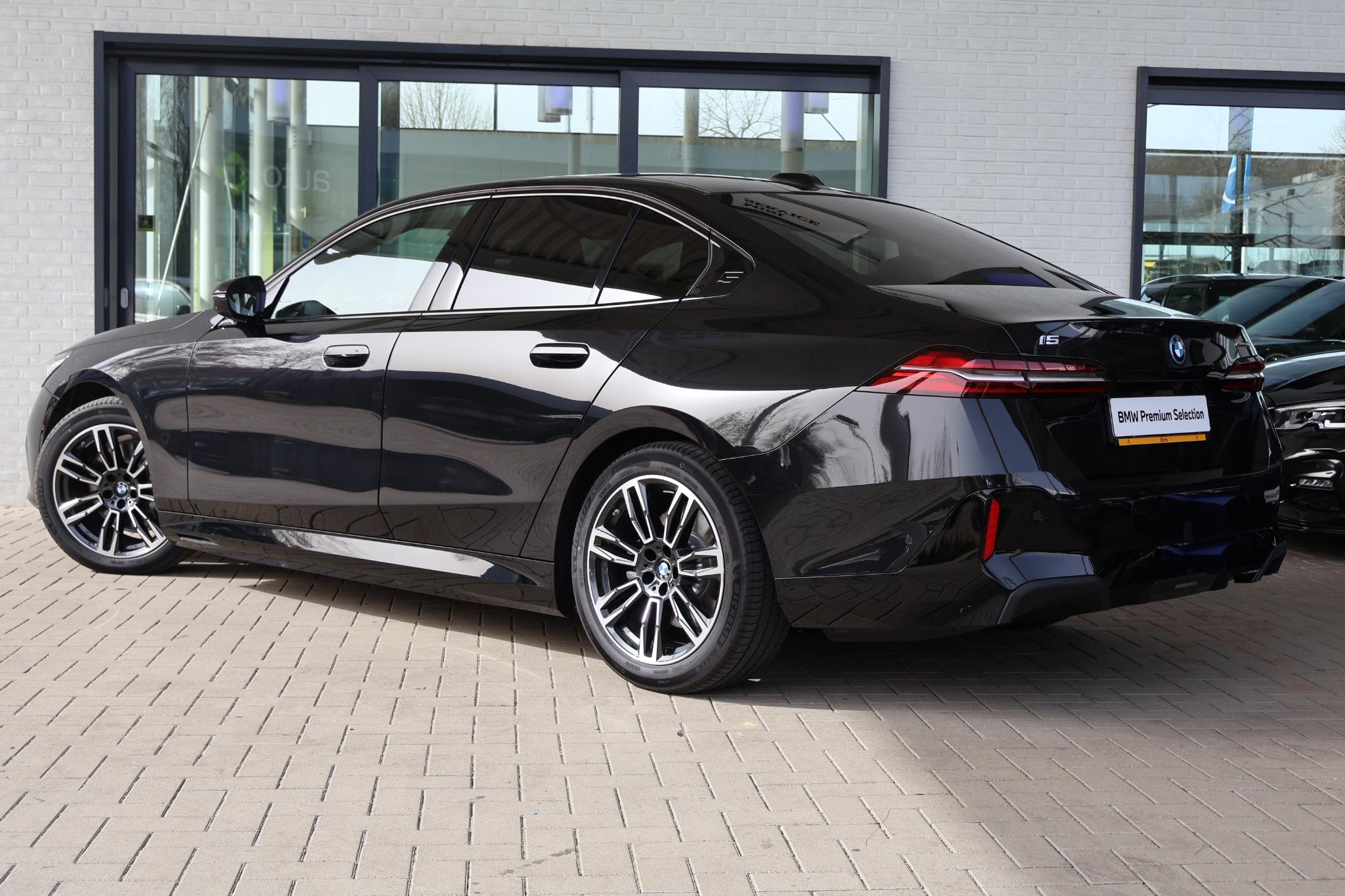 BMW i5 eDrive40 - Afbeelding 2
