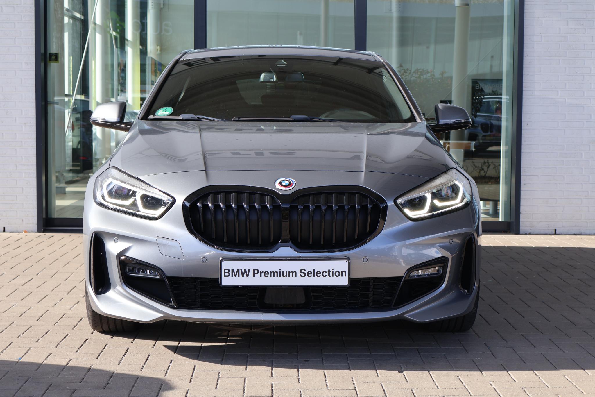 BMW 1 Serie 120i Executive - Afbeelding 2