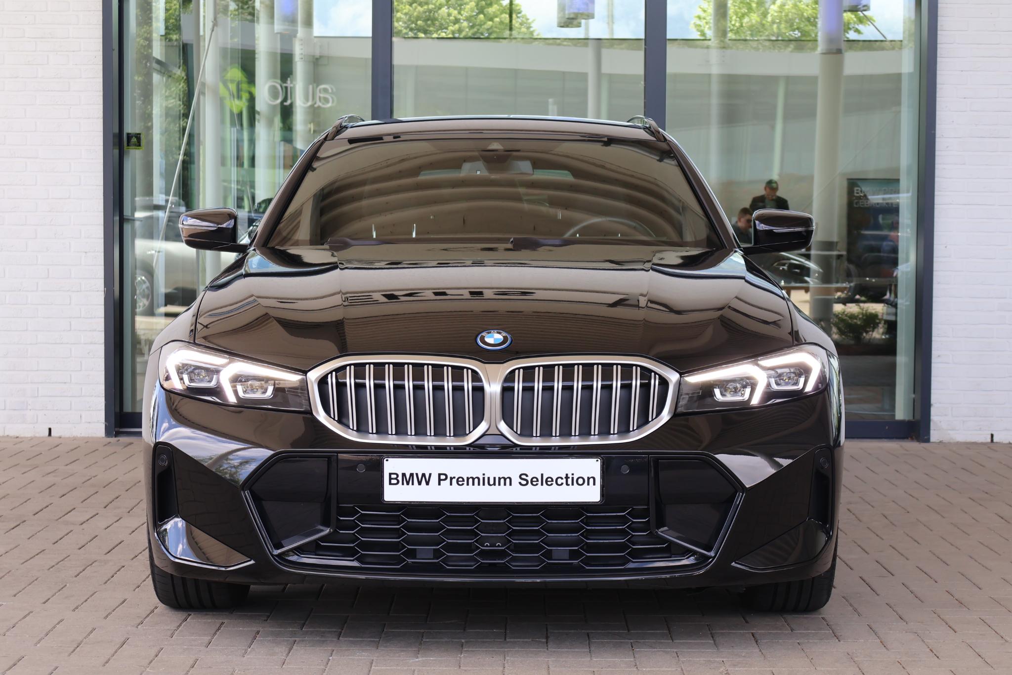 BMW 3 Serie Touring 330e - Afbeelding 3