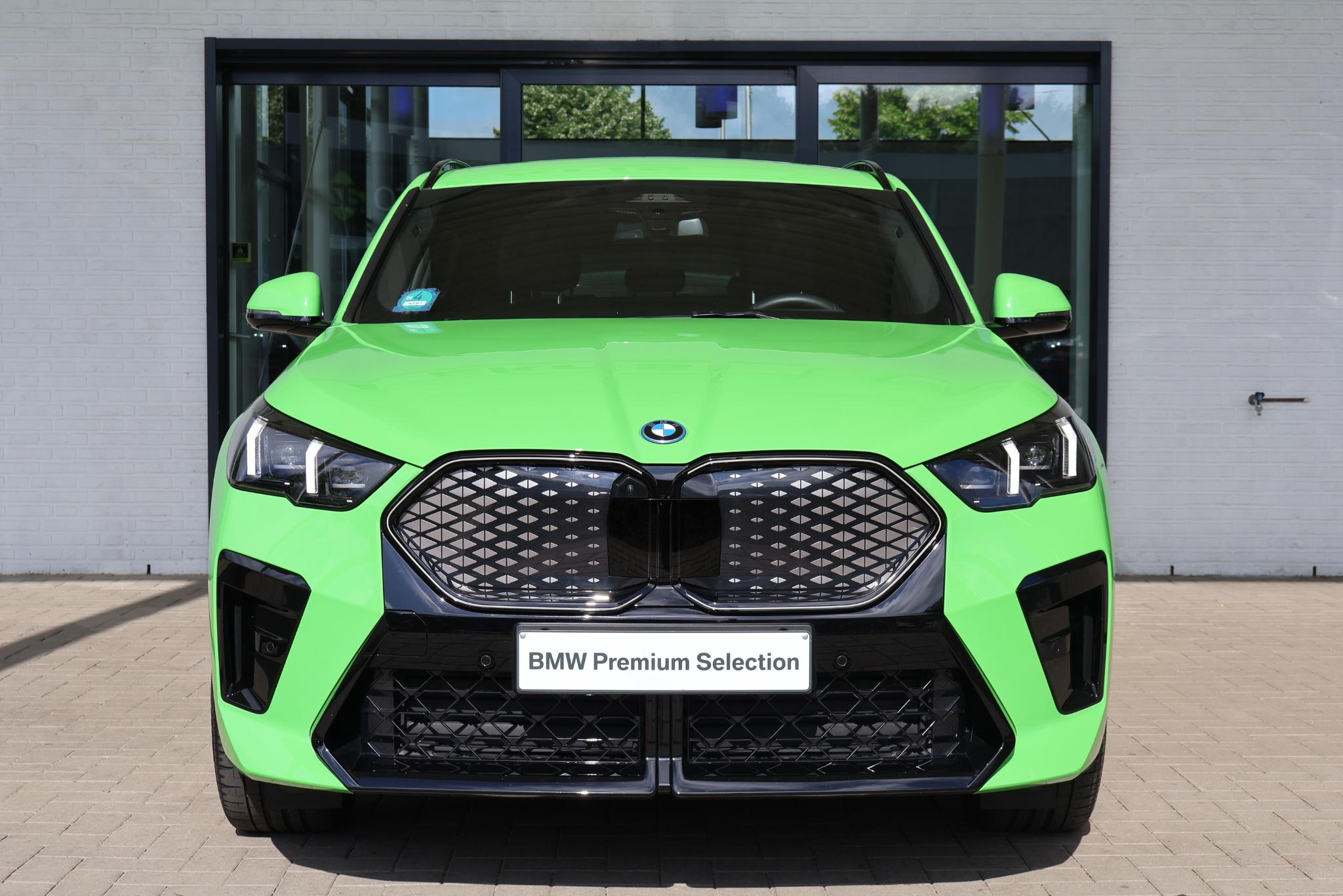 BMW iX2 eDrive20 - Afbeelding 3