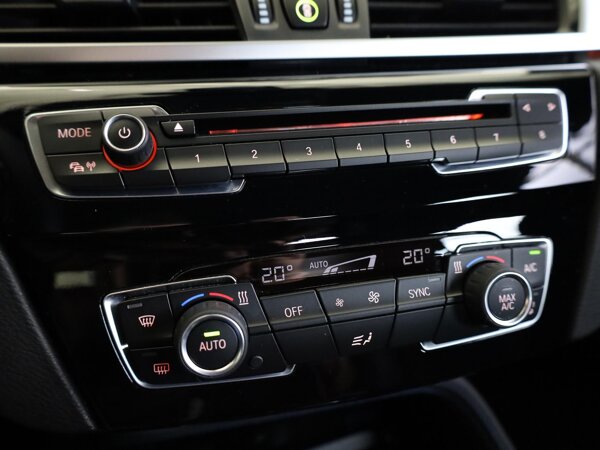 Aut.airconditioning Aut.airconditioning