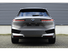 BMW iX xDrive40 High Executive - Afbeelding 4