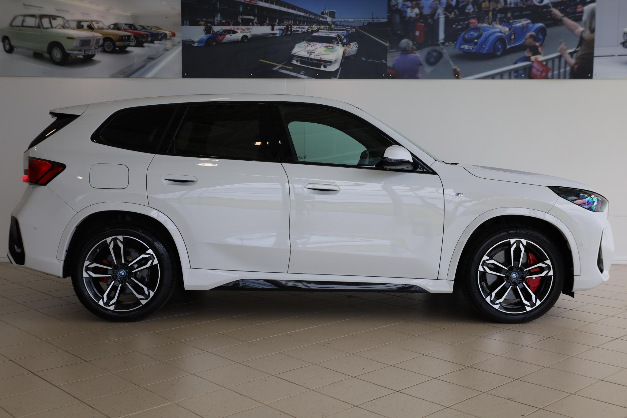 BMW iX1 eDrive20 - Afbeelding 3