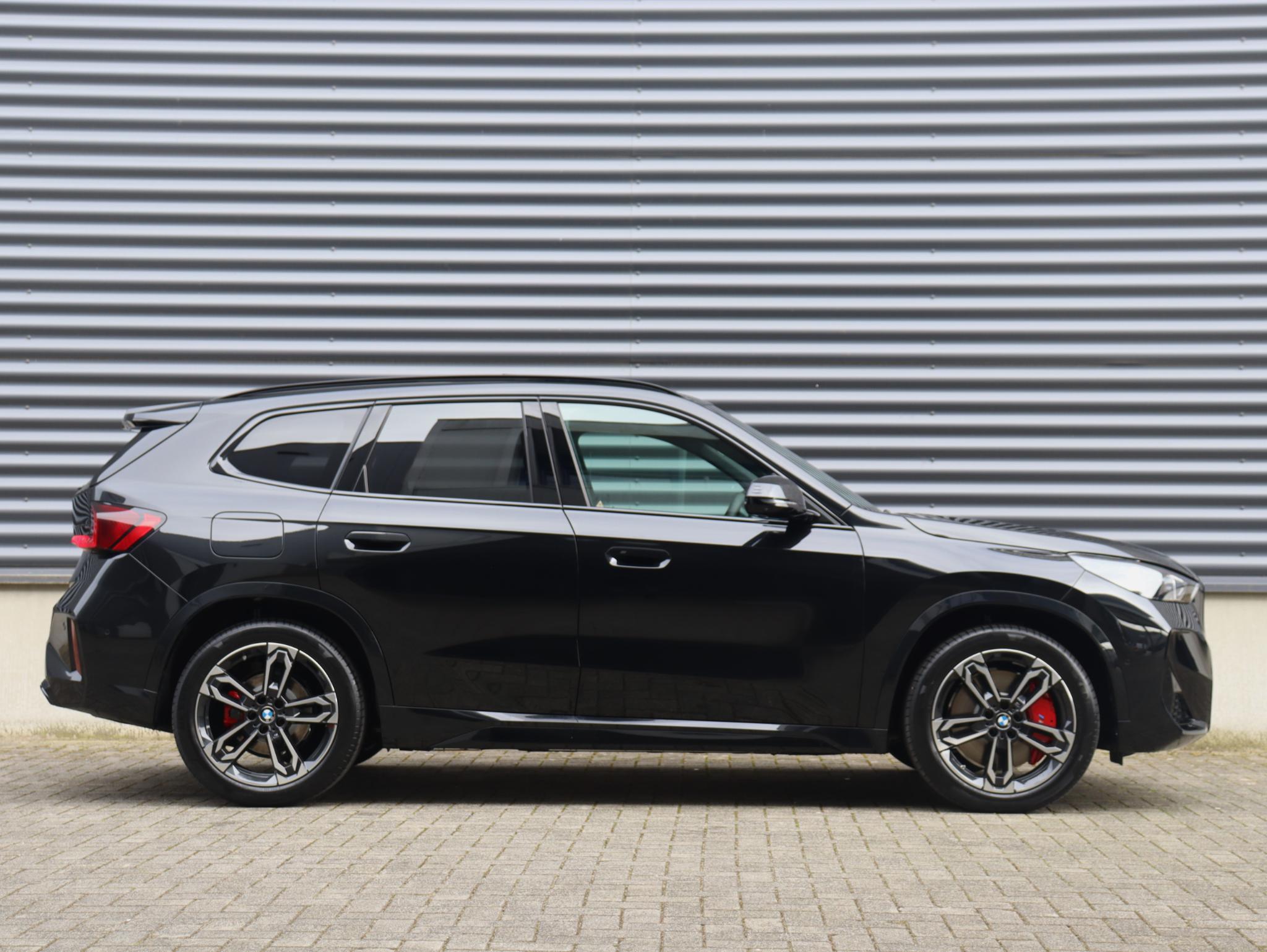 BMW iX1 eDrive20 - Afbeelding 5