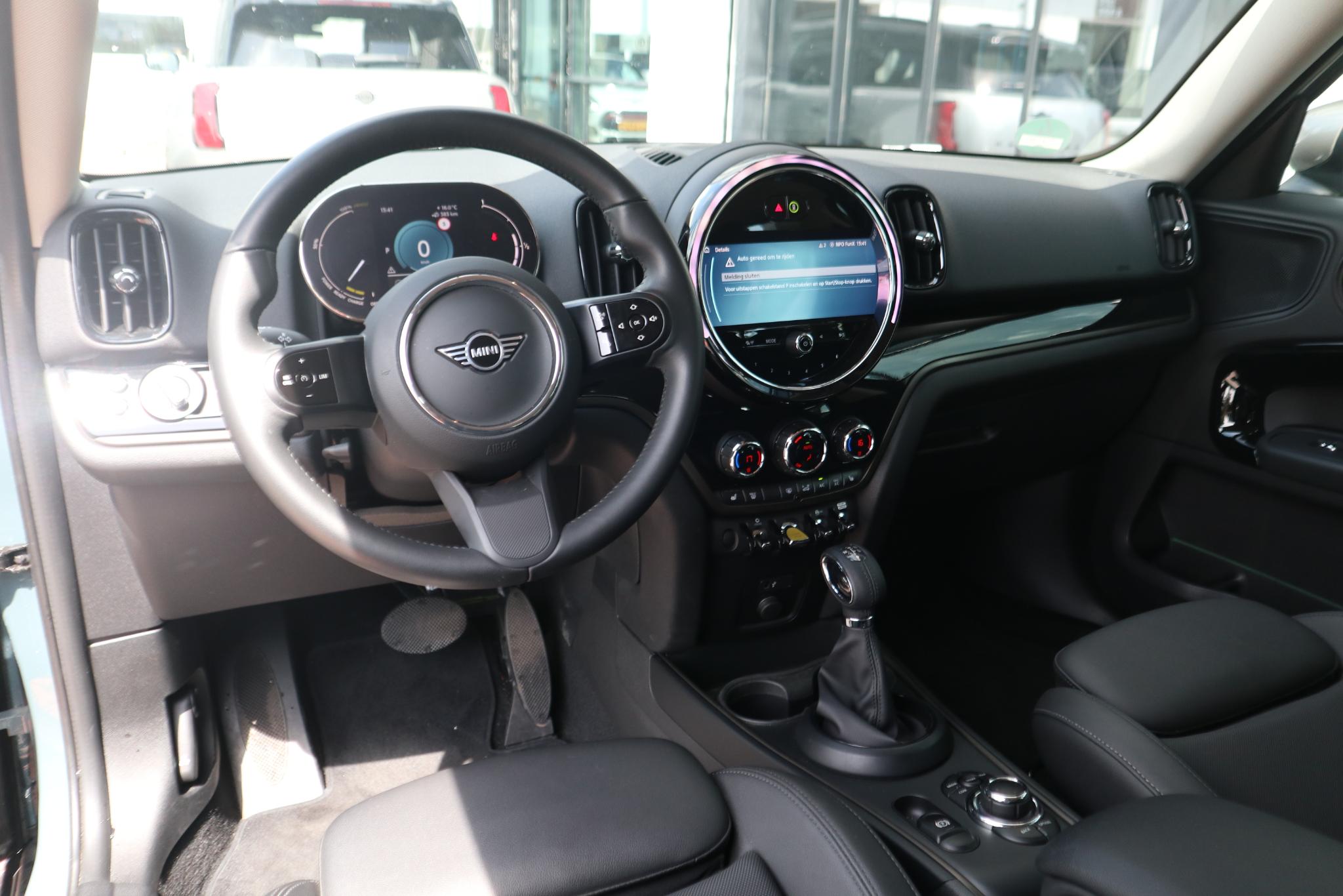 MINI Countryman Cooper SE ALL4 Classic - Afbeelding 3