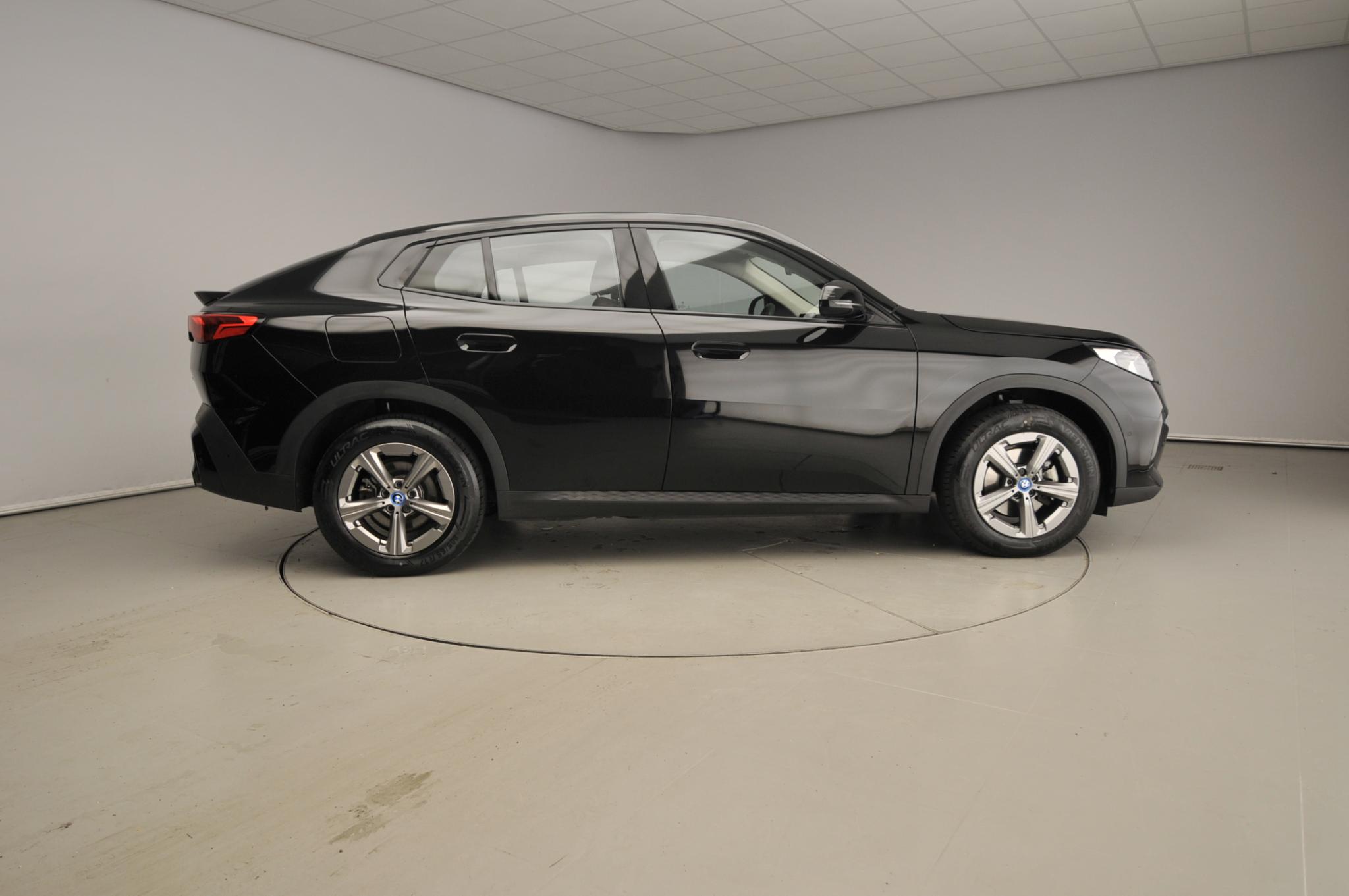 BMW iX2 eDrive20 - Afbeelding 5