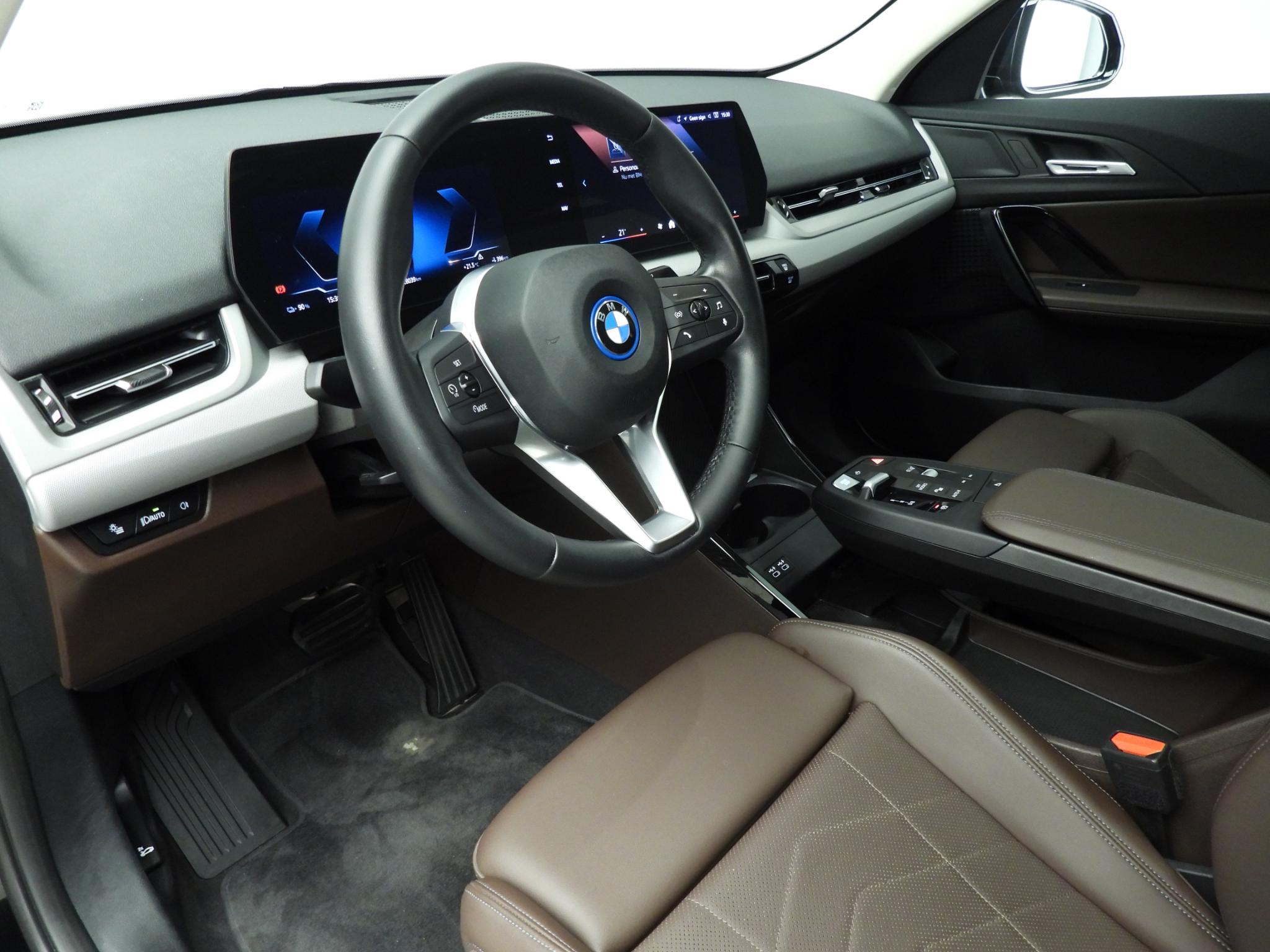 BMW iX2
