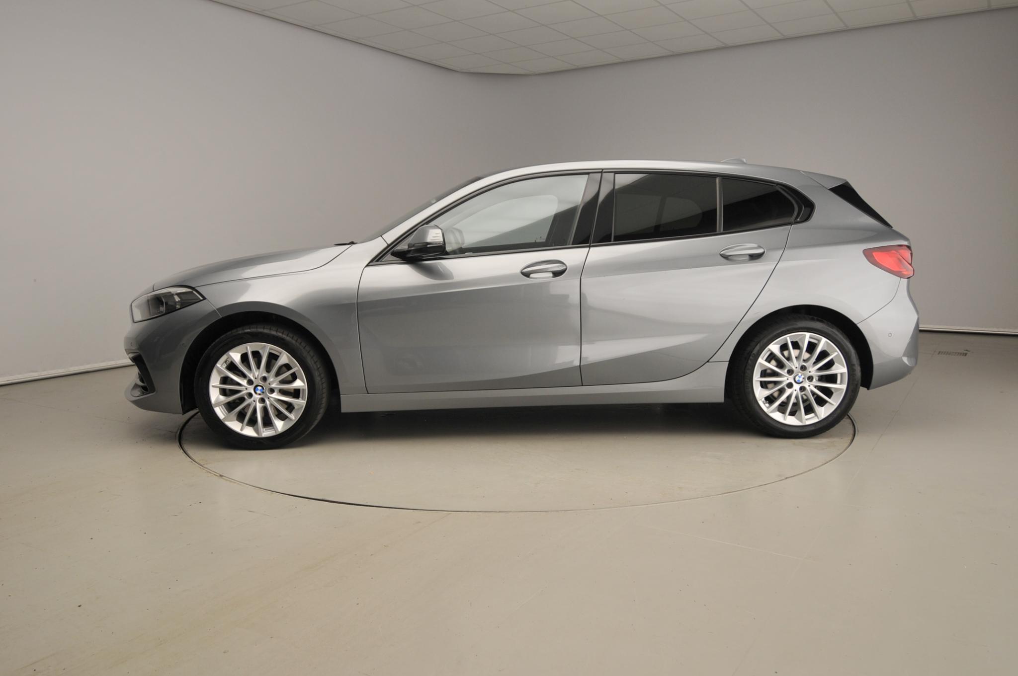 BMW 1 Serie 5-deurs 118i - Afbeelding 2
