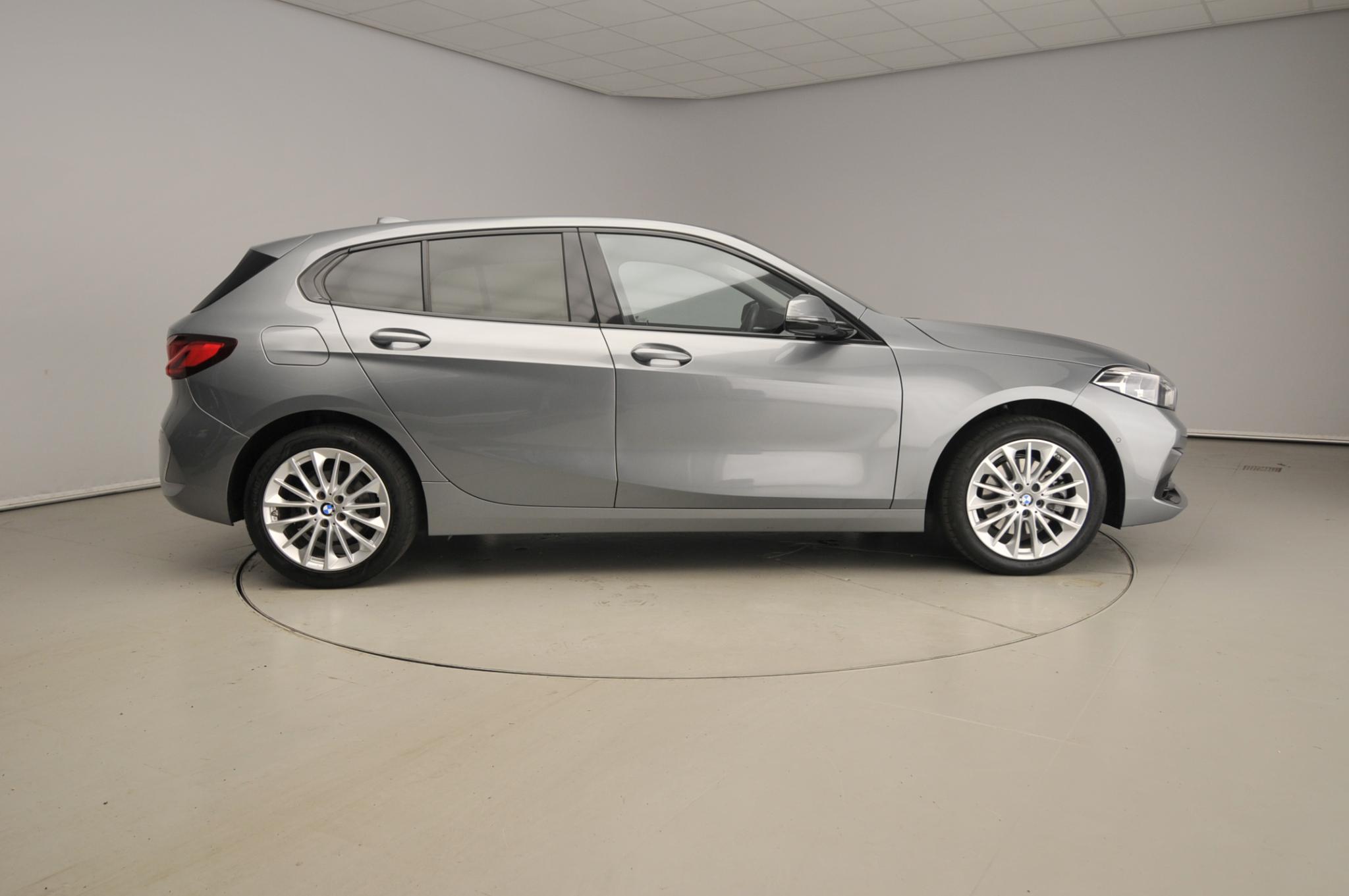 BMW 1 Serie 5-deurs 118i - Afbeelding 4