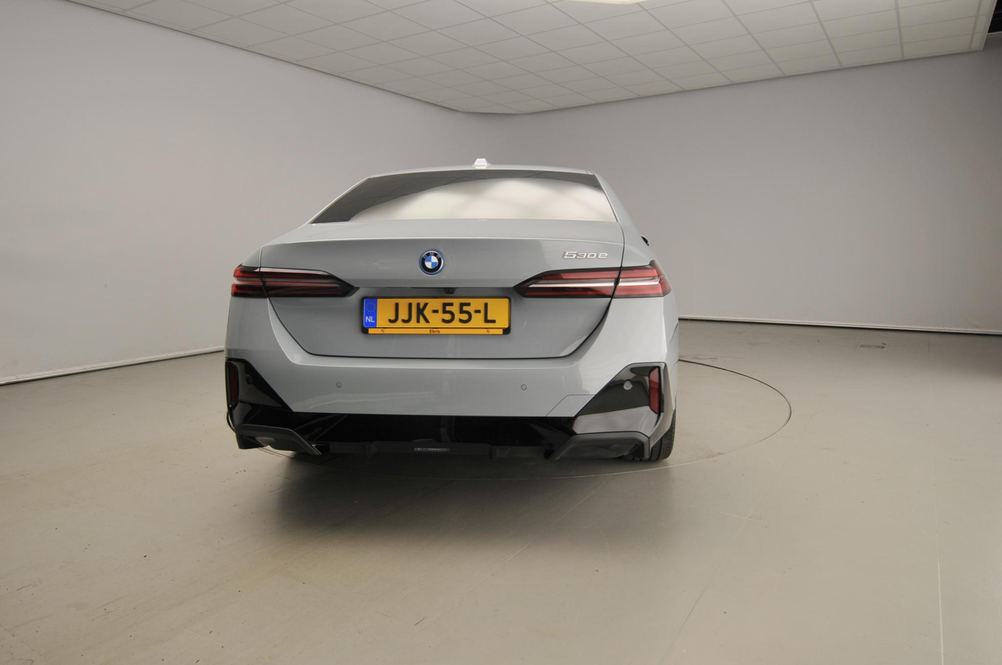 BMW 5 Serie Sedan 530e - Afbeelding 3