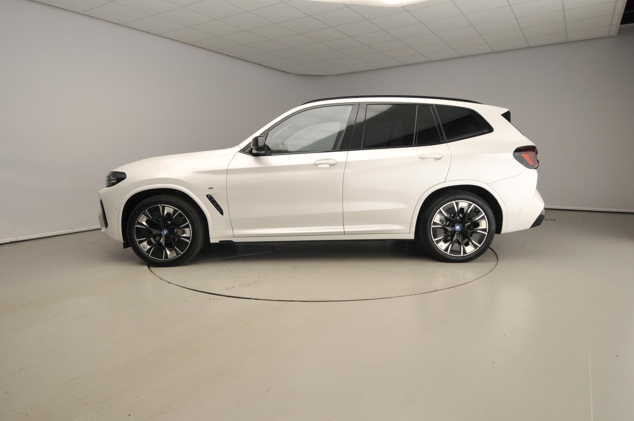 BMW iX3 High Executive - Afbeelding 2