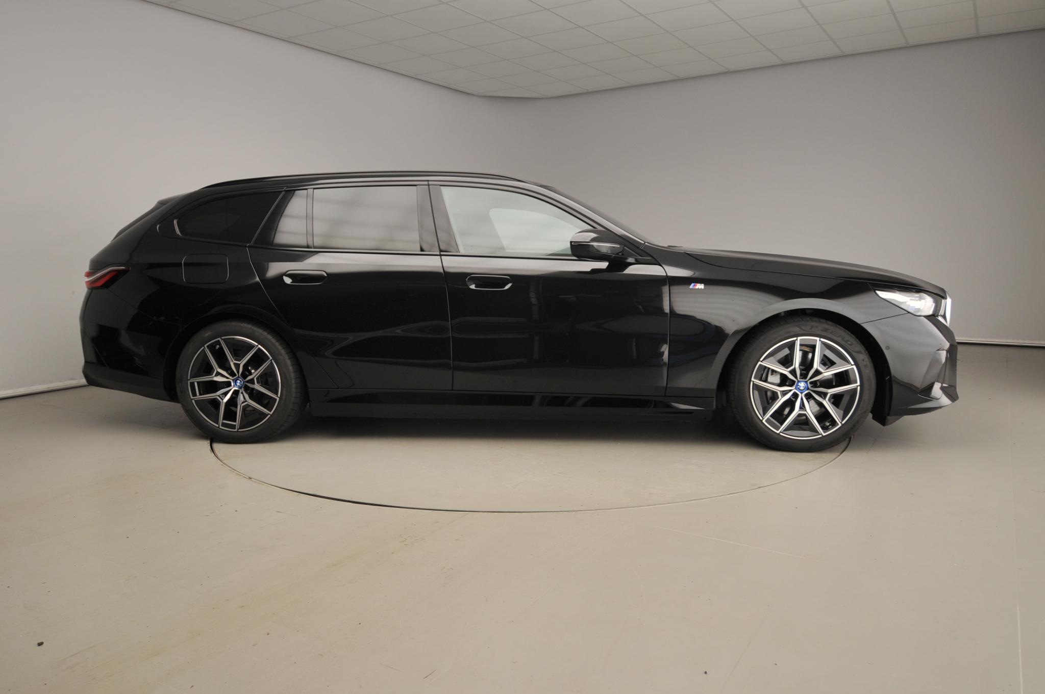 BMW i5 Touring eDrive40 - Afbeelding 4
