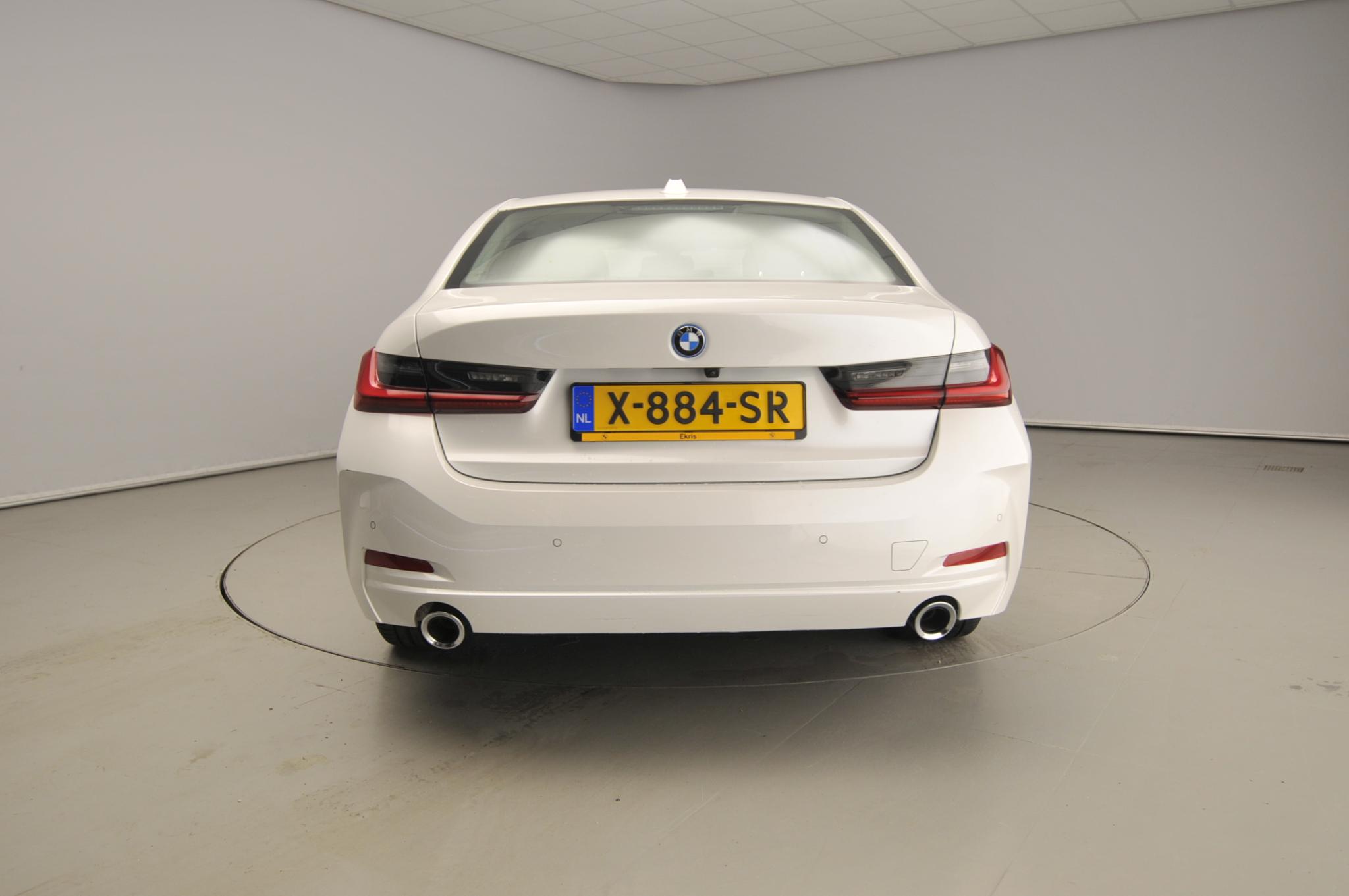 BMW 3 Serie Sedan 320e - Afbeelding 3