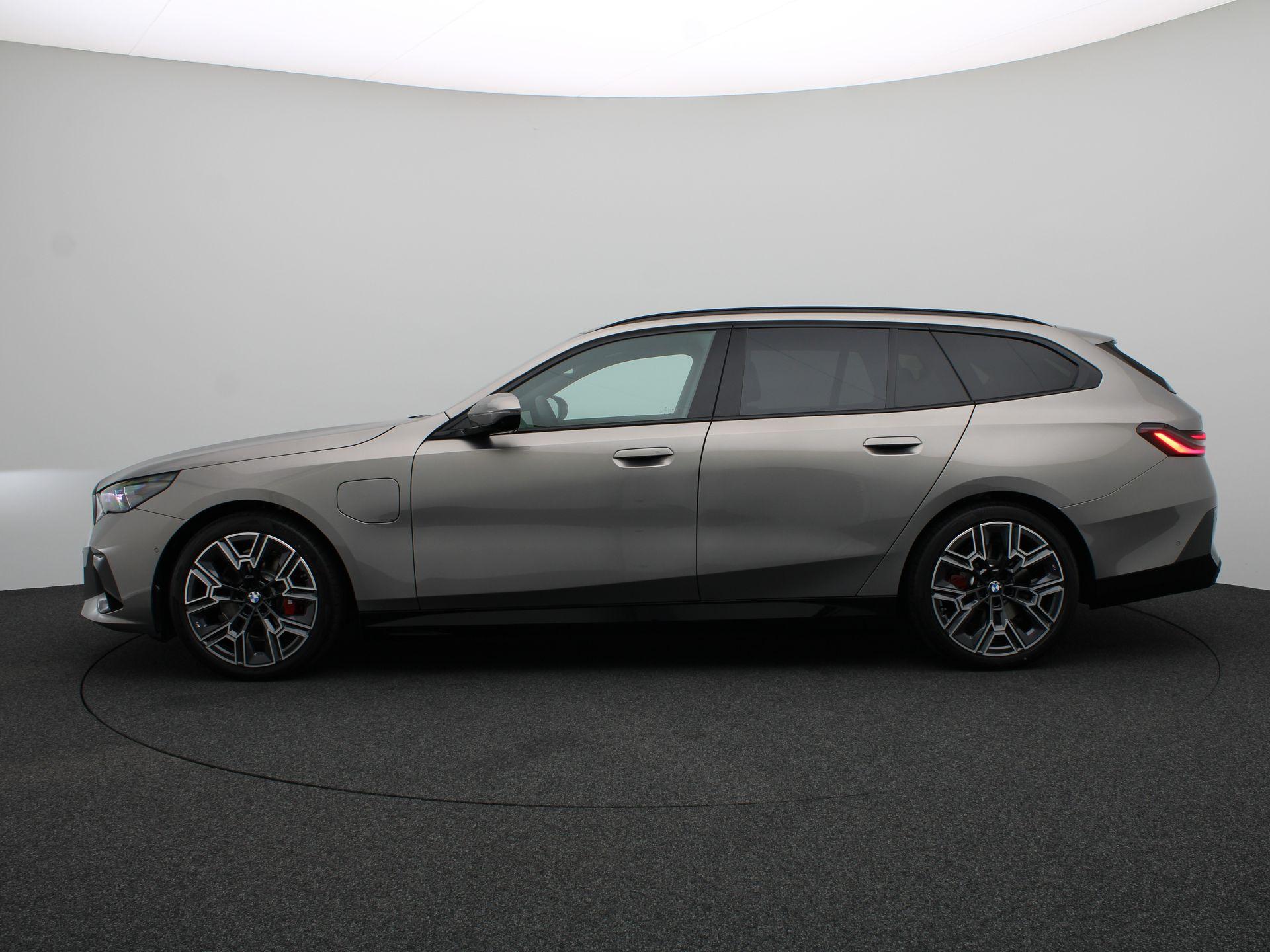 BMW 5 Serie Touring 530e - Afbeelding 4