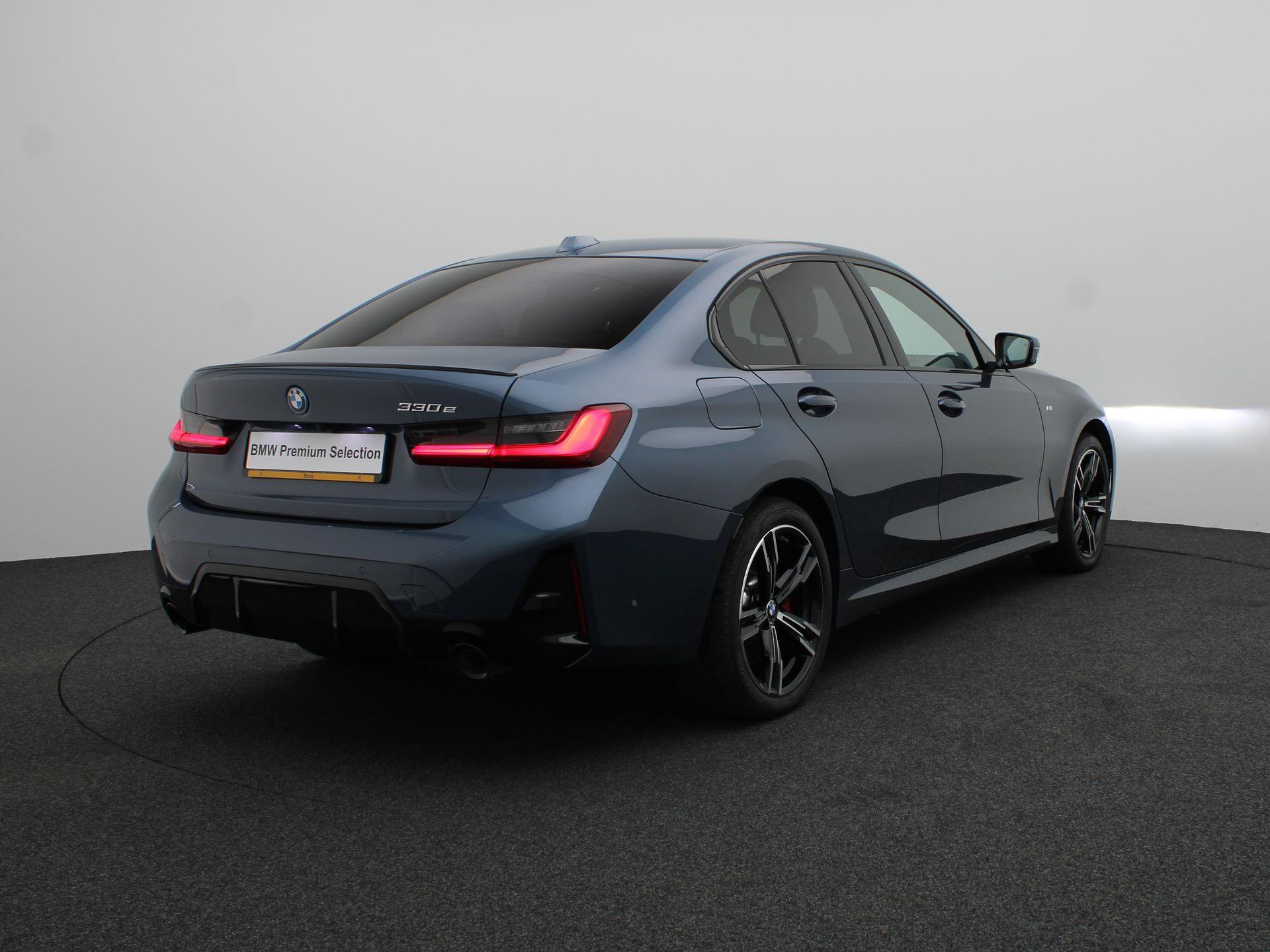 BMW 3 Serie Sedan 330e - Afbeelding 2