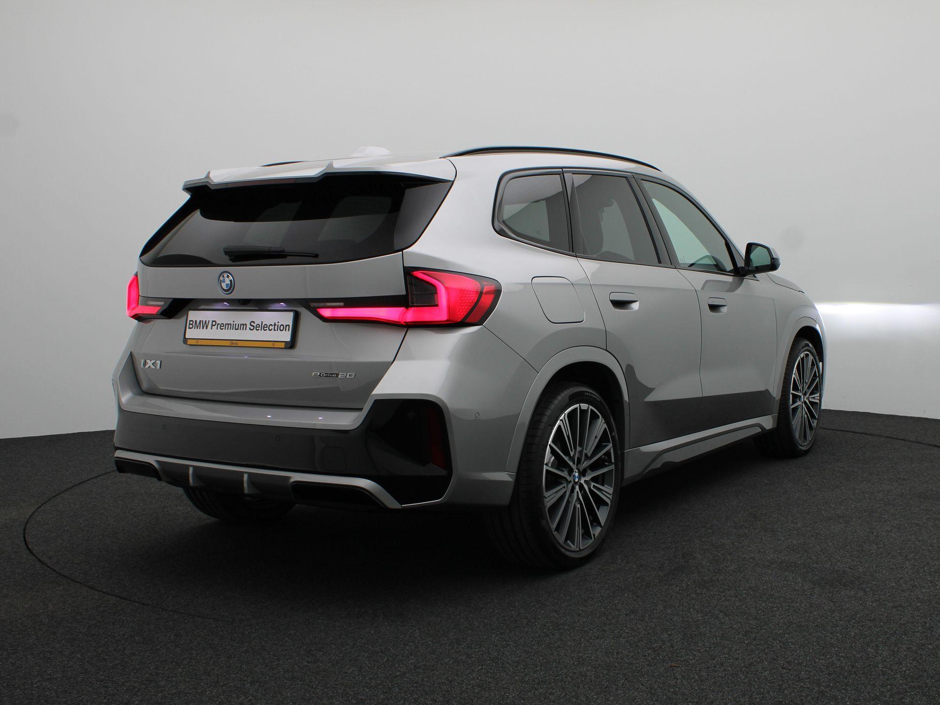 BMW iX1 eDrive20 - Afbeelding 2