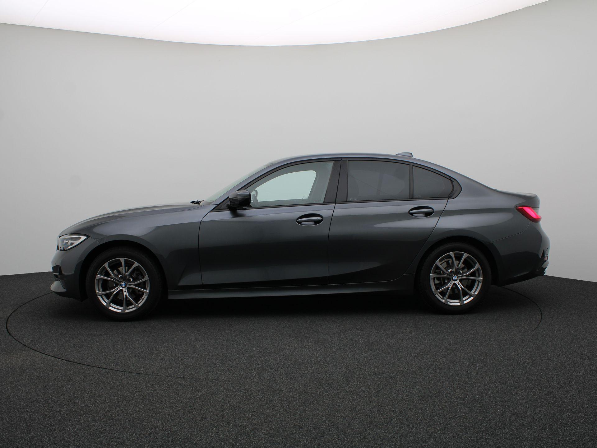 BMW 3 Serie Sedan 318i - Afbeelding 4