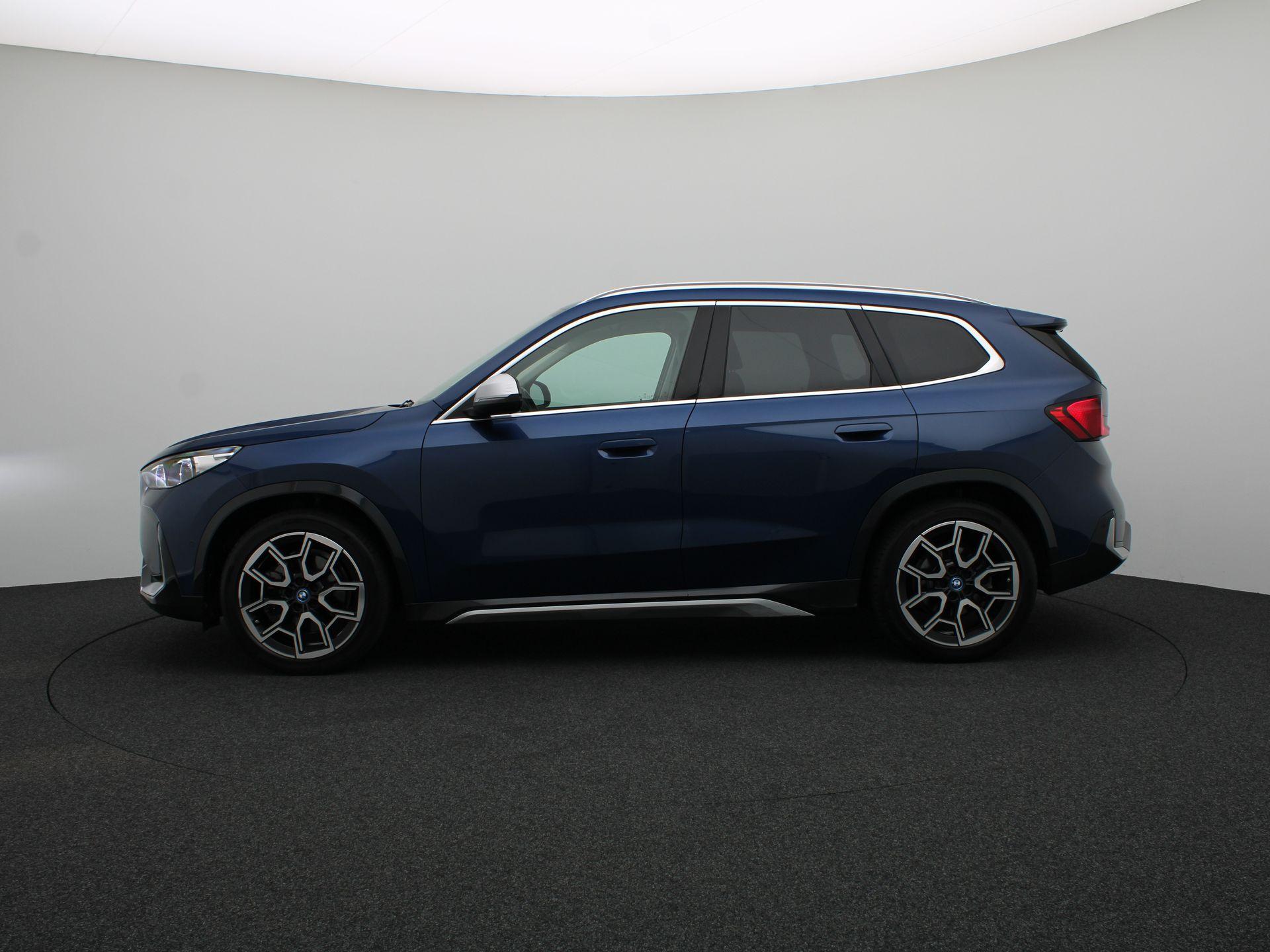 BMW iX1 xDrive30 - Afbeelding 4