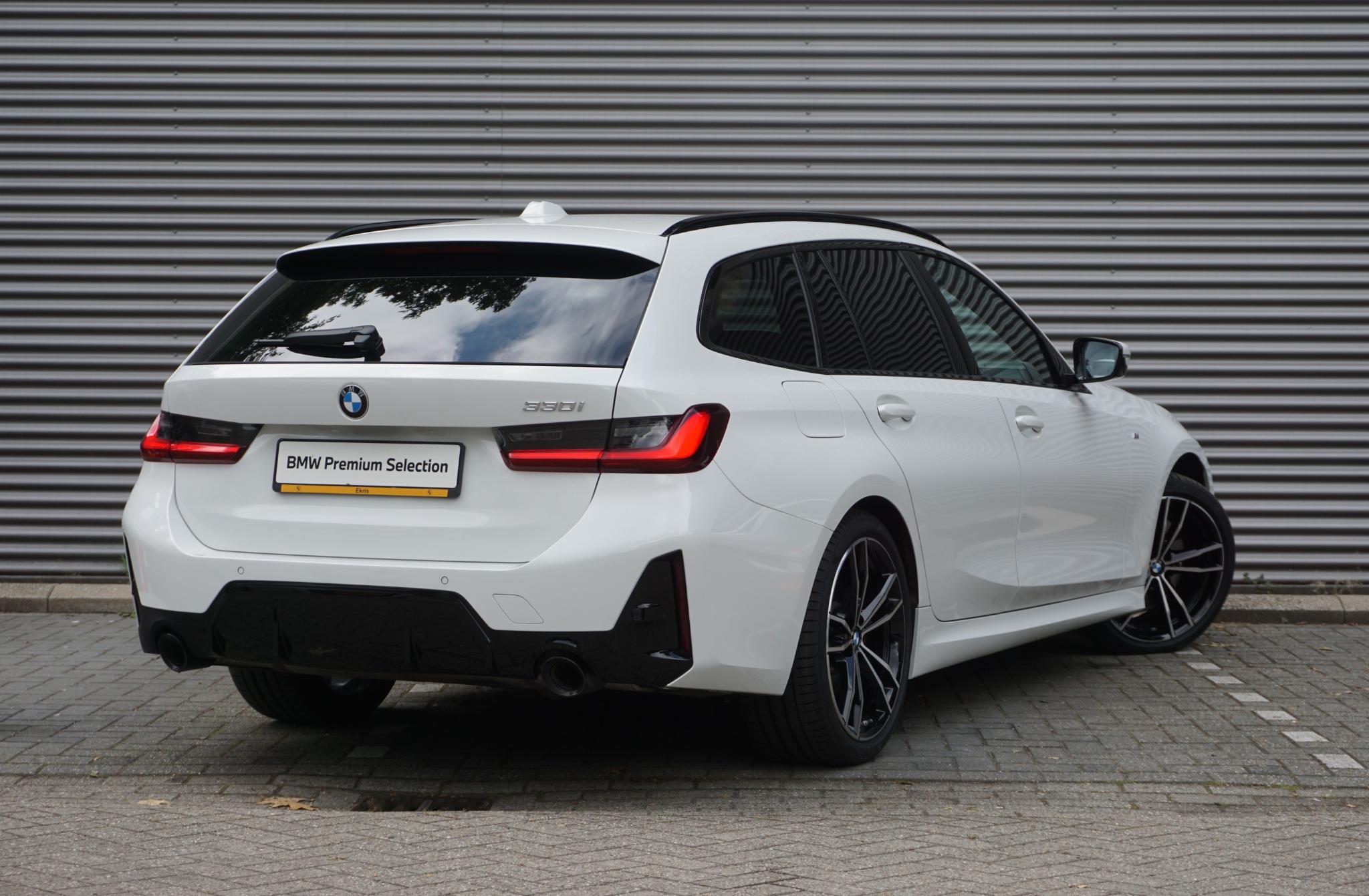 BMW 3 Serie Touring 330i - Afbeelding 2