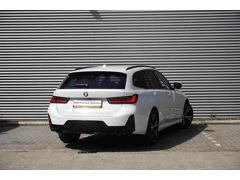 BMW 3 Serie Touring 330e - Afbeelding 2