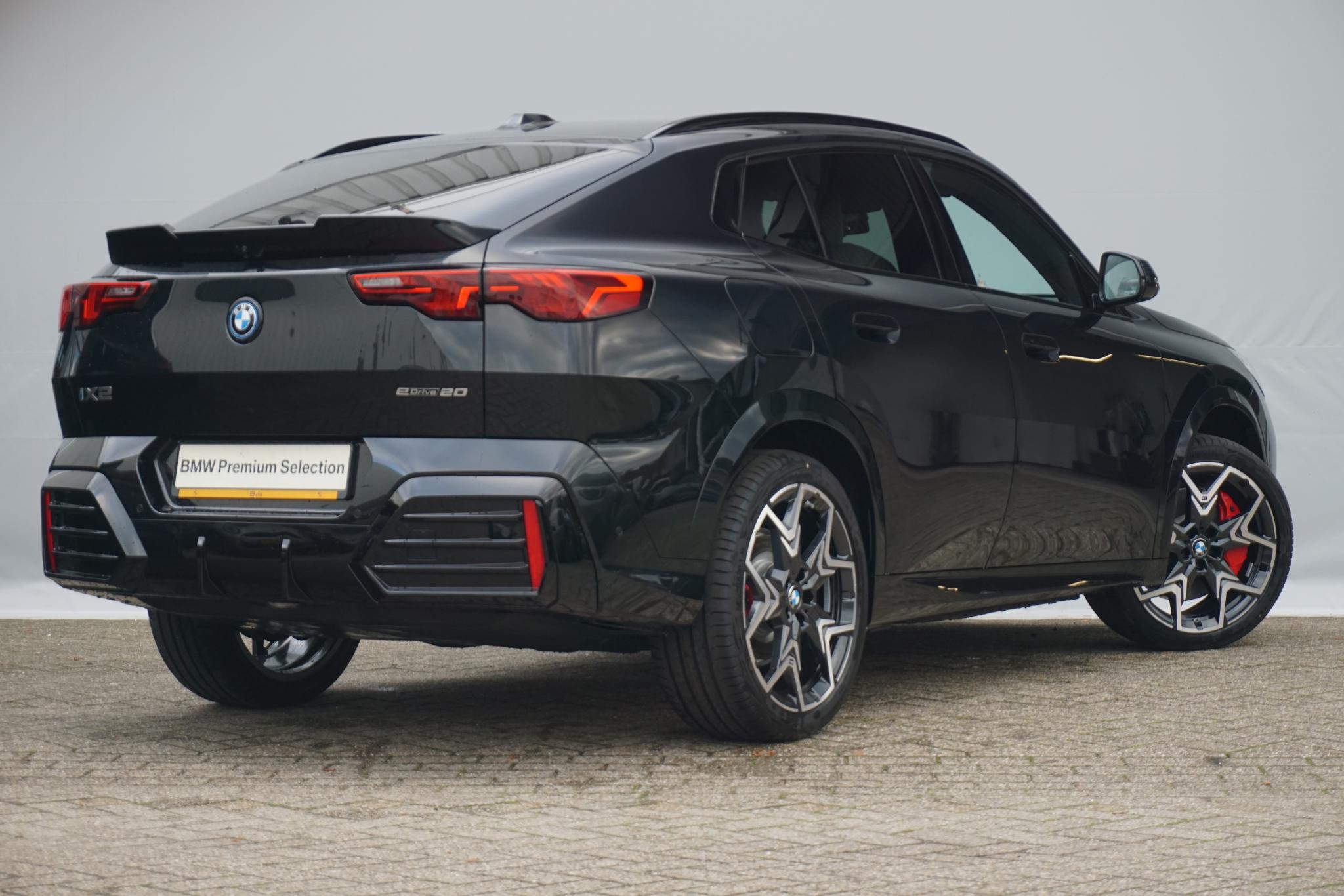 BMW iX2 eDrive20 - Afbeelding 2