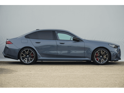 BMW M5 Sedan - Afbeelding 4