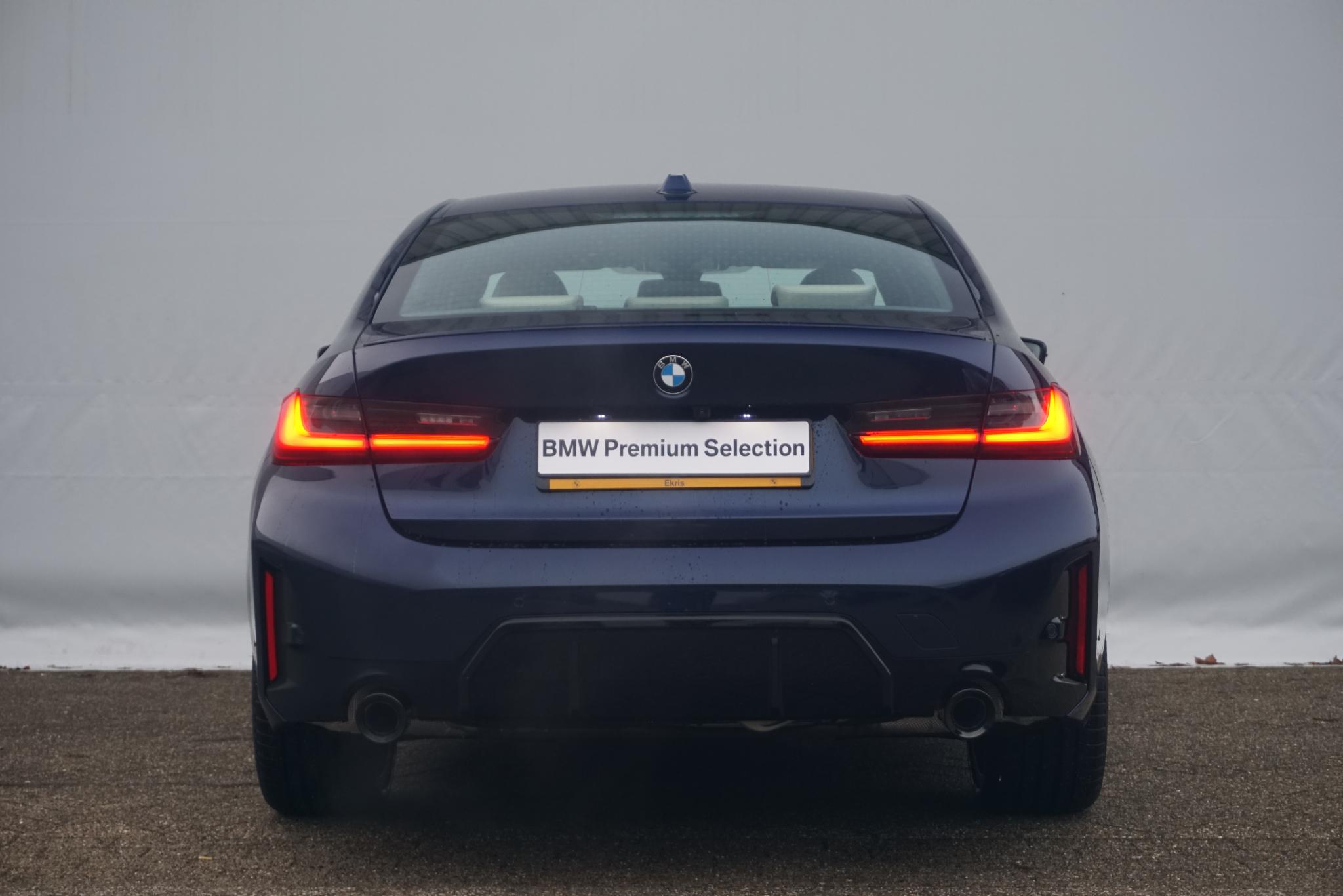 BMW 3 Serie Sedan 330i xDrive - Afbeelding 4
