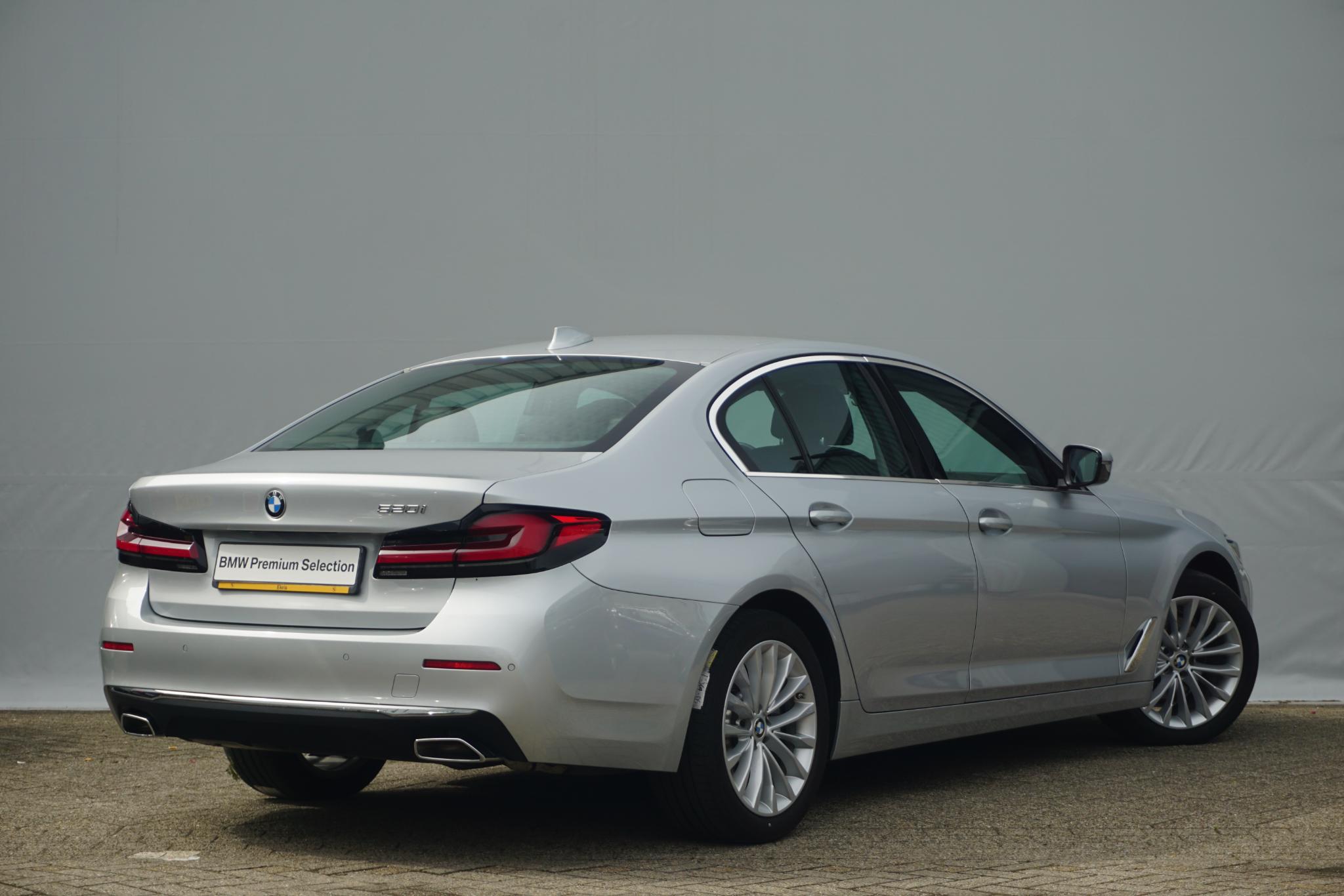 BMW 5 Serie Sedan 520i - Afbeelding 2