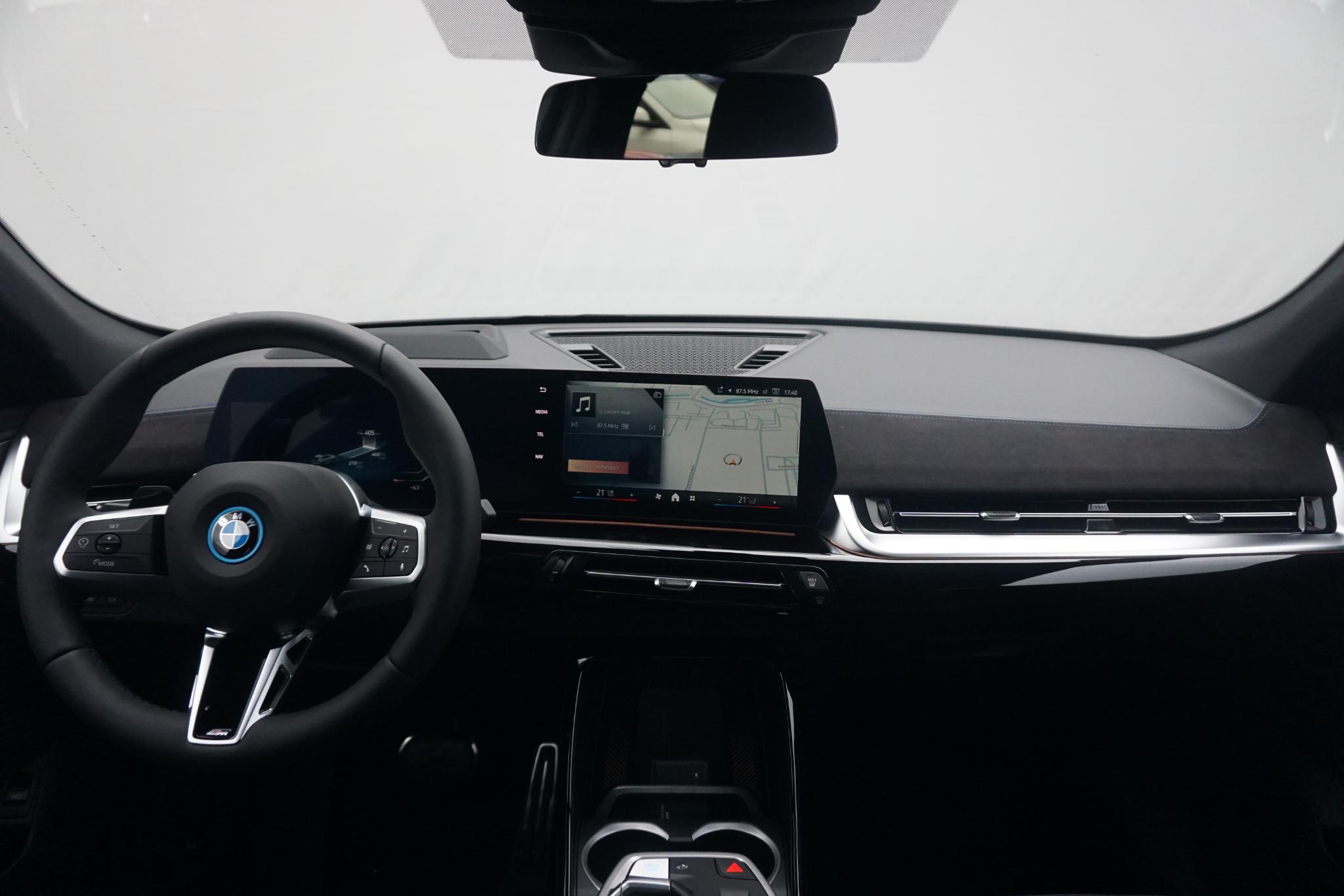 BMW iX2