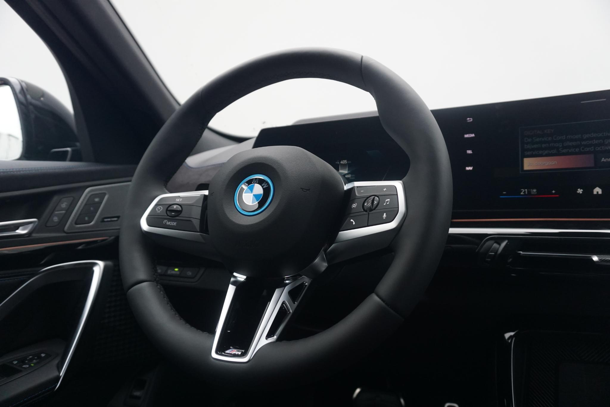 BMW iX2