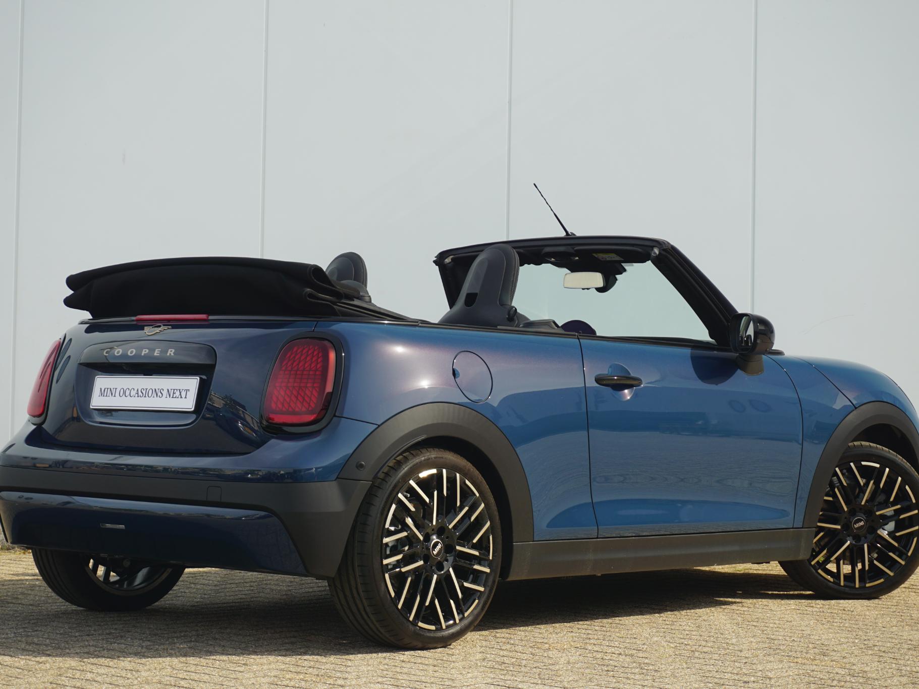MINI Cabrio Cooper C - Afbeelding 3
