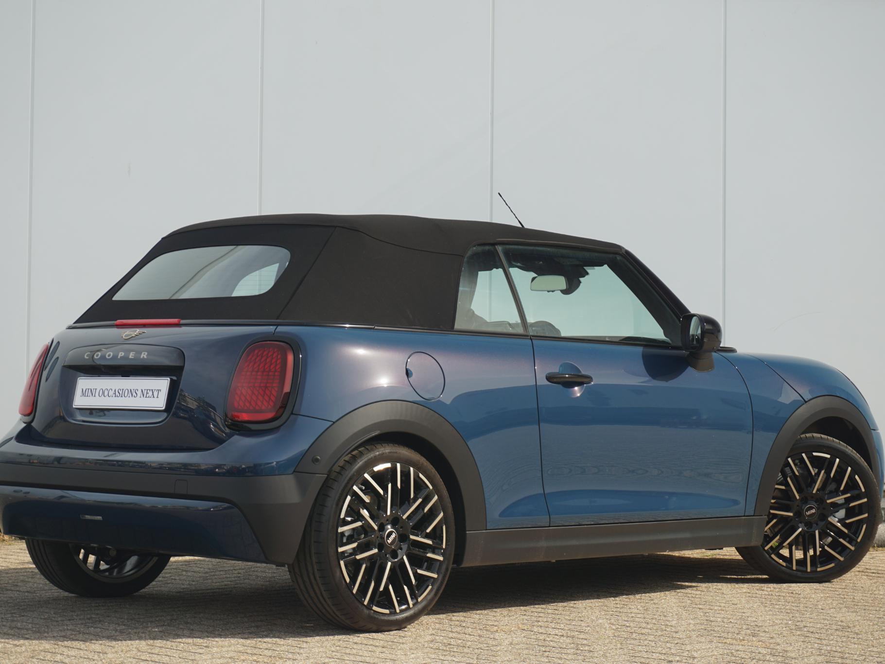MINI Cabrio Cooper C - Afbeelding 4