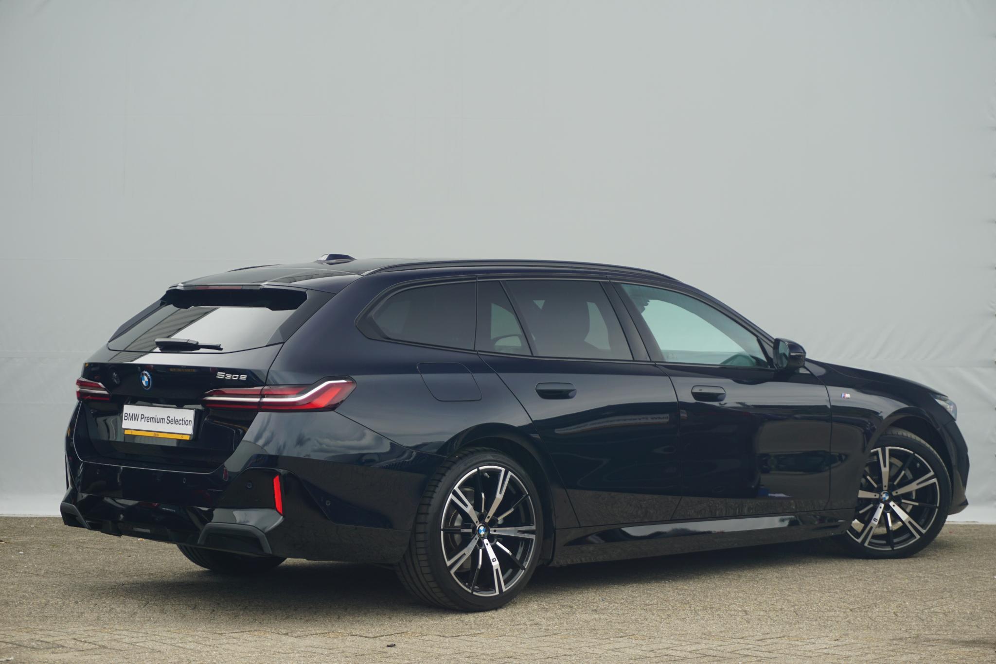 BMW 5 Serie Touring 530e - Afbeelding 2