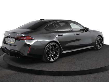 BMW M5 Sedan - Afbeelding 2