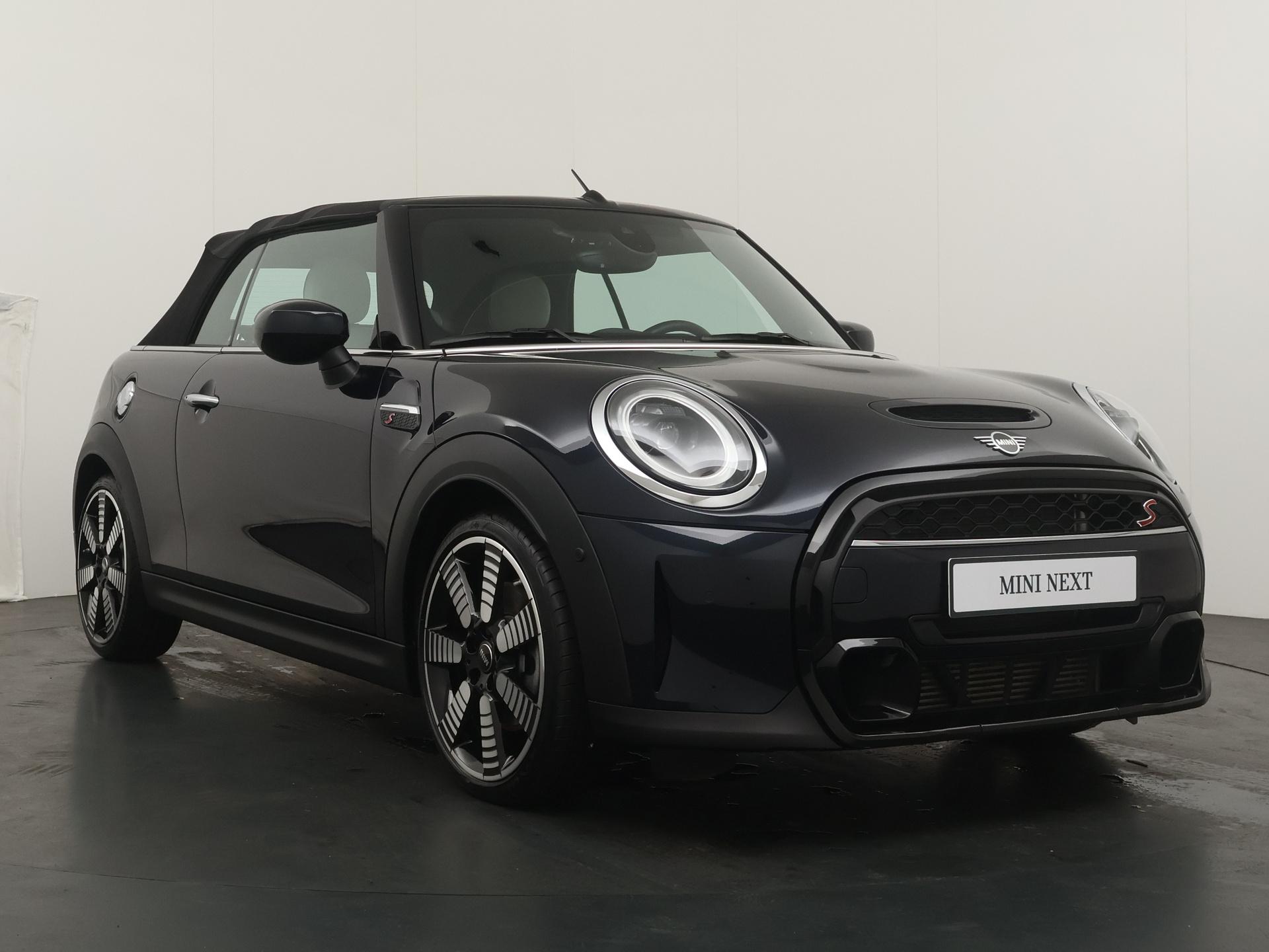 MINI Cabrio