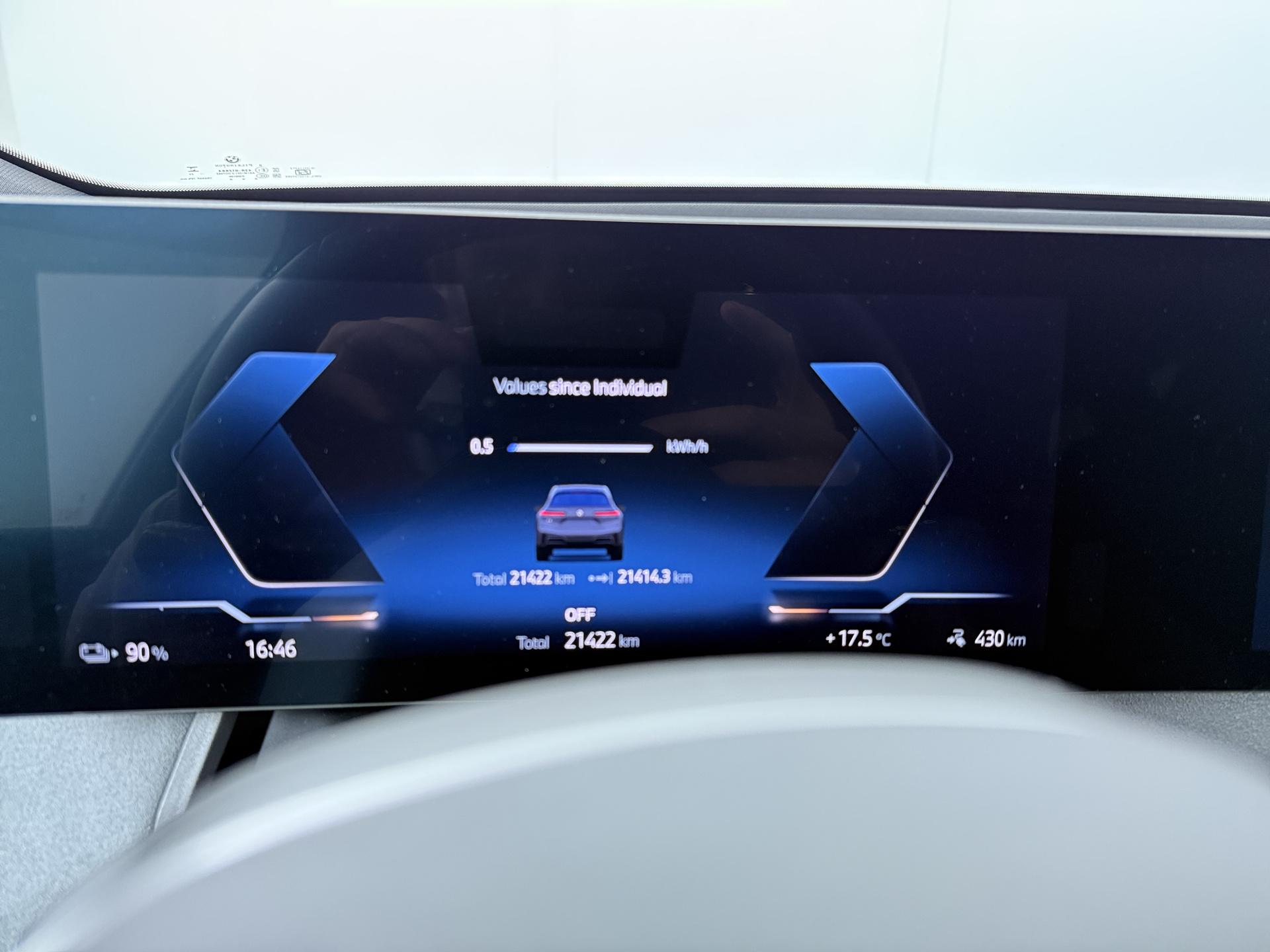BMW iX xDrive45 101 kWh - Afbeelding 3