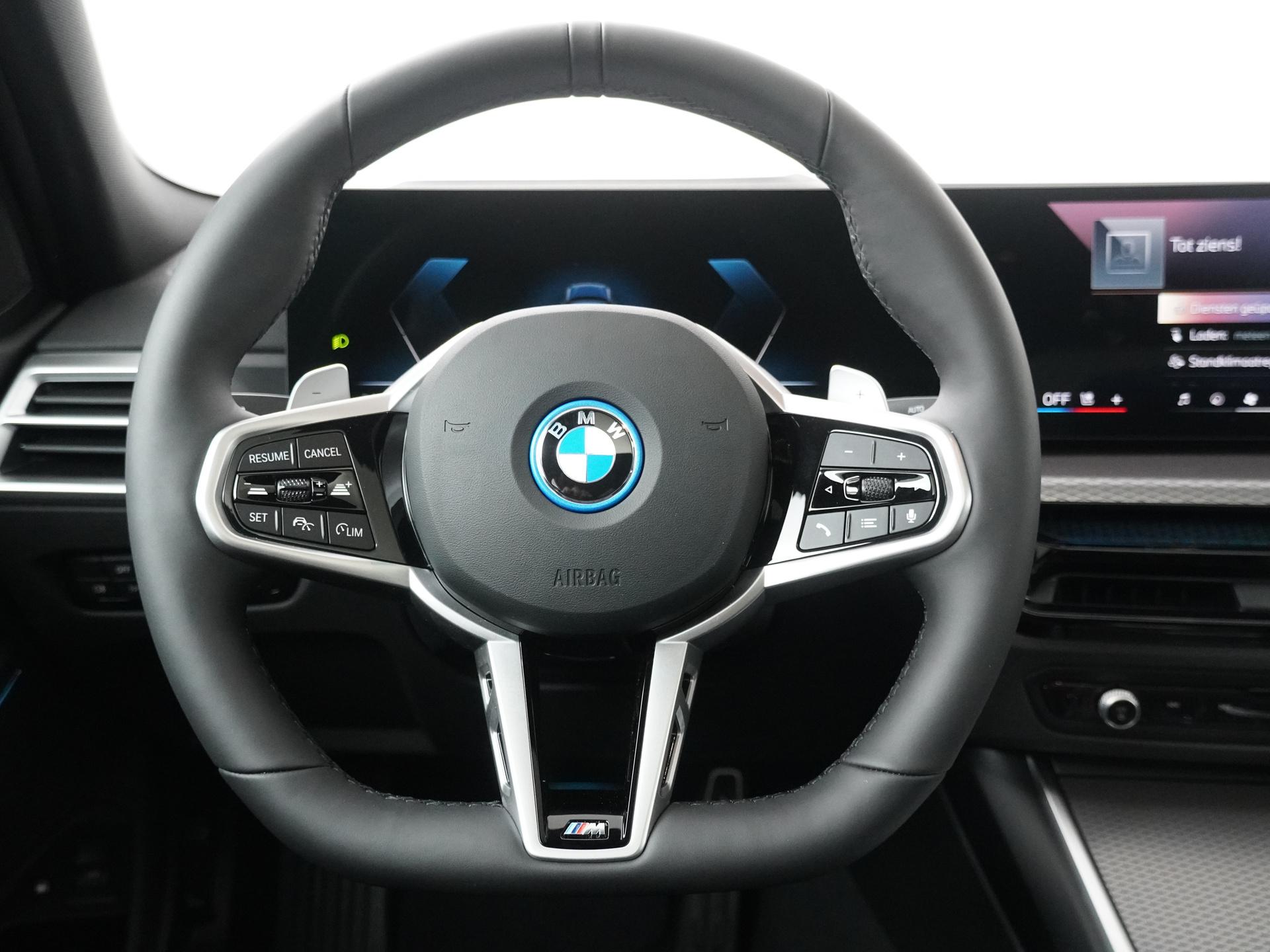 BMW 3 Serie 330e - Afbeelding 2