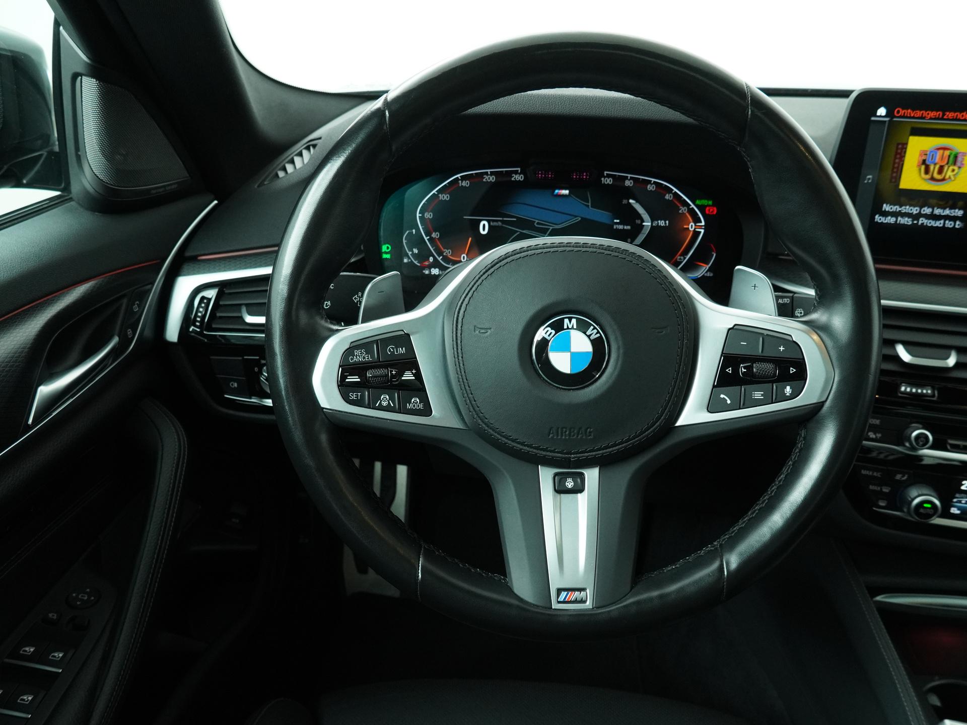 BMW 5-serie Touring 540i xDrive - Afbeelding 2
