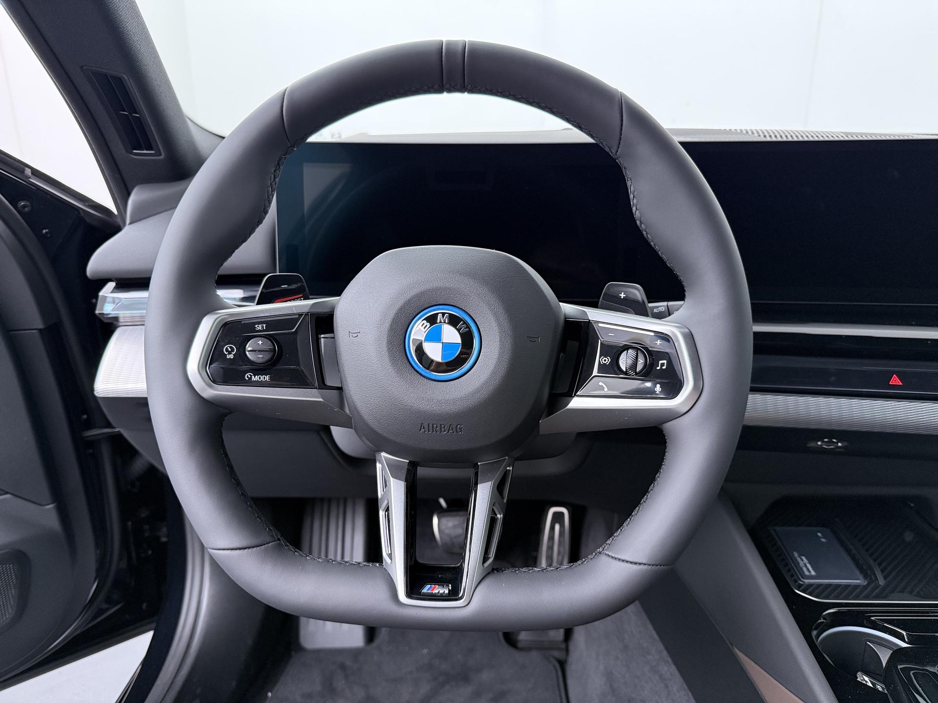 BMW 5 Serie Touring 530e M Sport Edition - Afbeelding 2