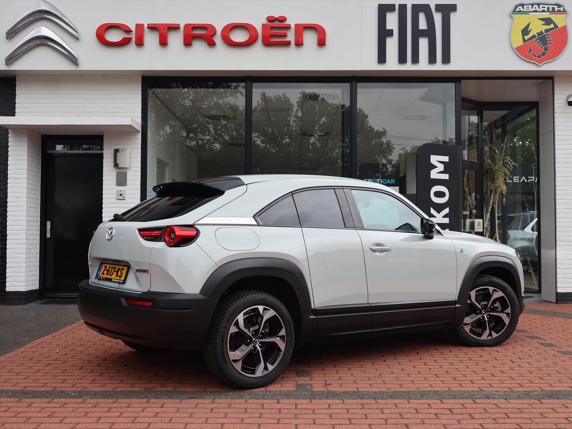 Mazda MX-30 E-SKYACTIV R-EV Hybride 170PK Automaat Advantage, Rijklaarprijs | Navigatie | Camera | Stoelverwarming | LED - Afbeelding 4