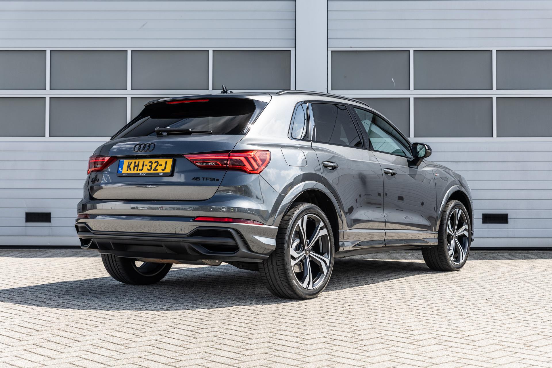 Audi Q3 45 TFSIe 245pk PHEV S edition - Afbeelding 2