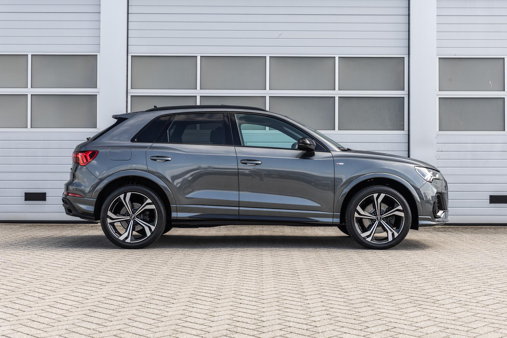 Audi Q3 45 TFSIe 245pk PHEV S edition - Afbeelding 3