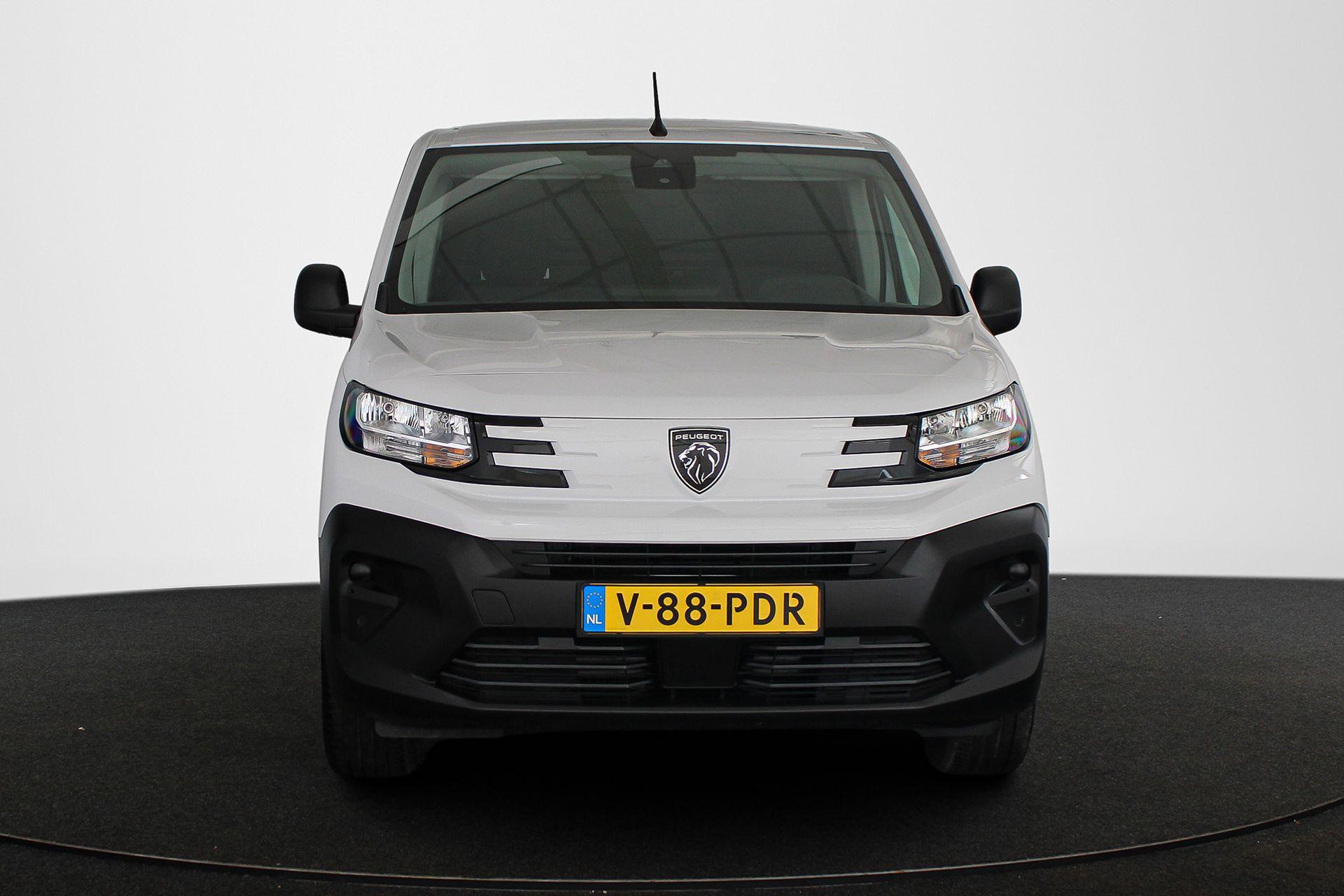 Peugeot e Partner (12)