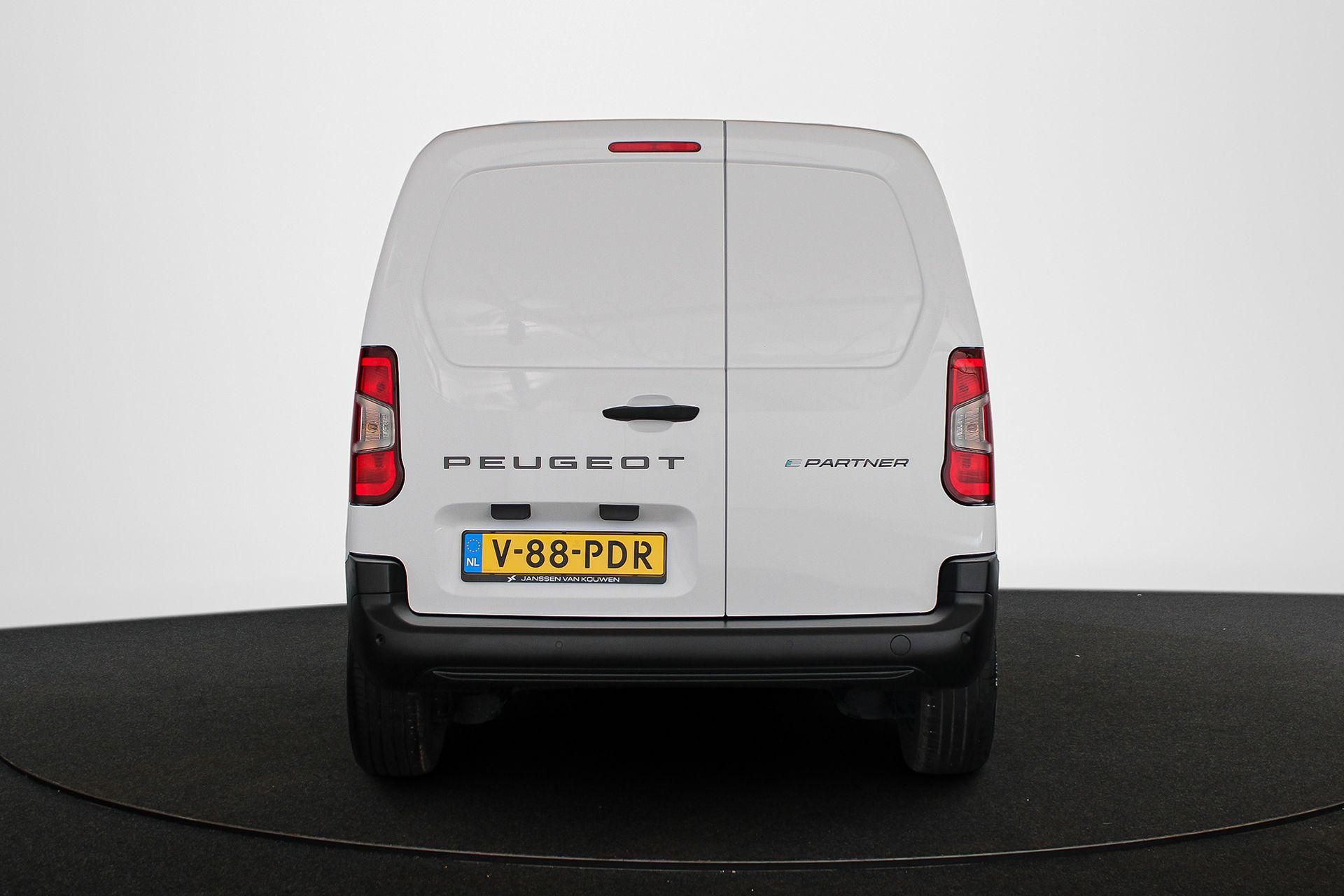 Peugeot e Partner (13)