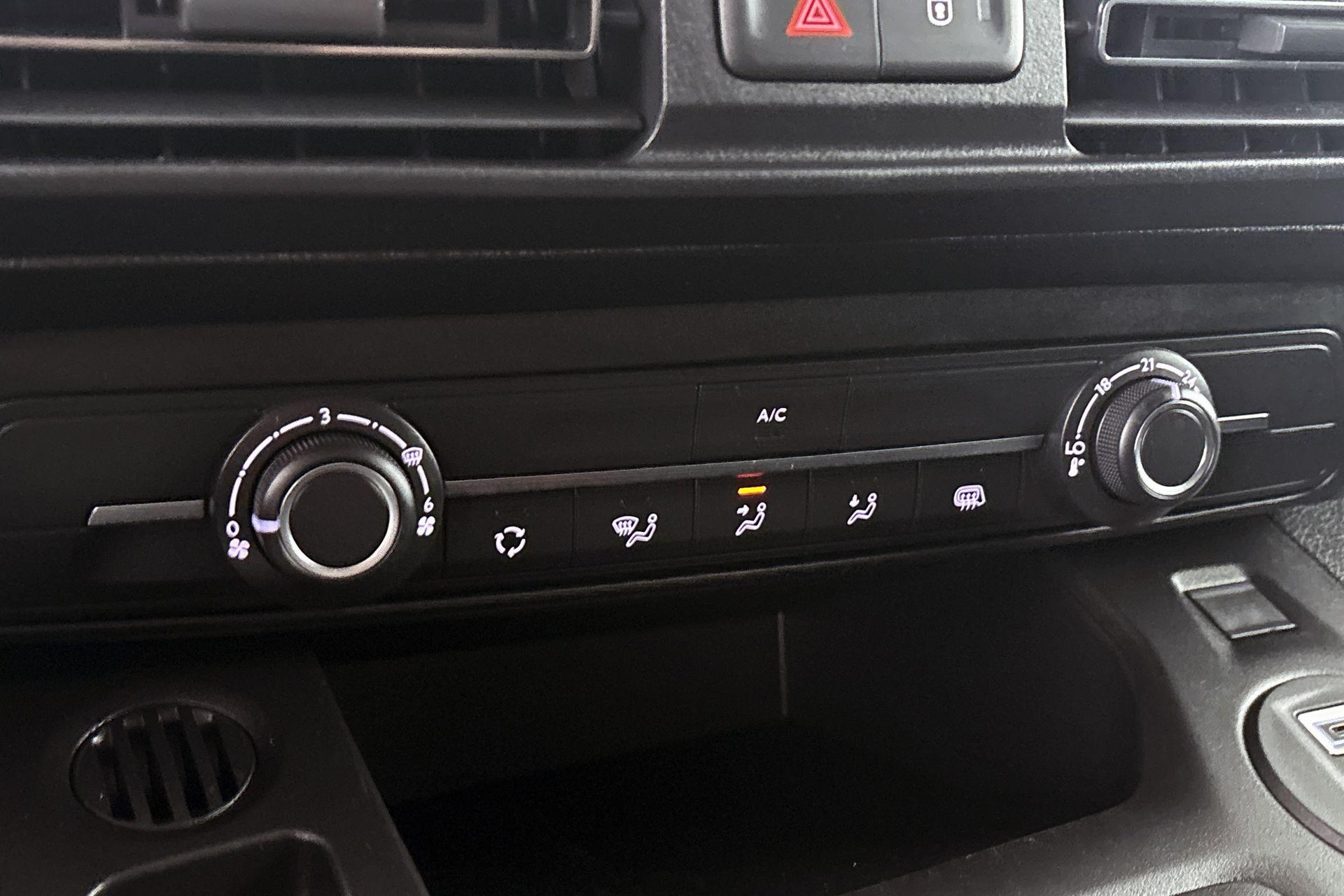 Peugeot e Partner (19)