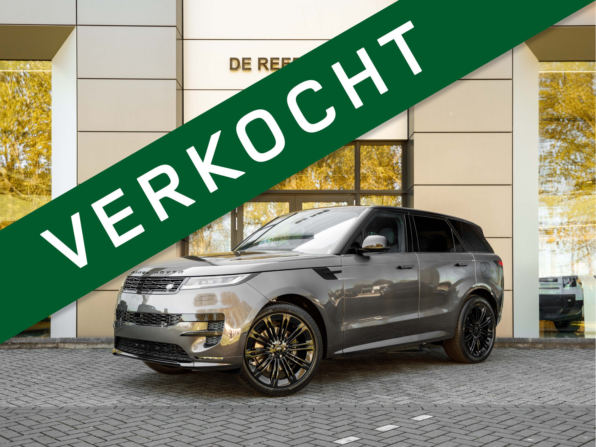 Land Rover Range Rover Sport 3.0 P460e Momentum Edition PHEV