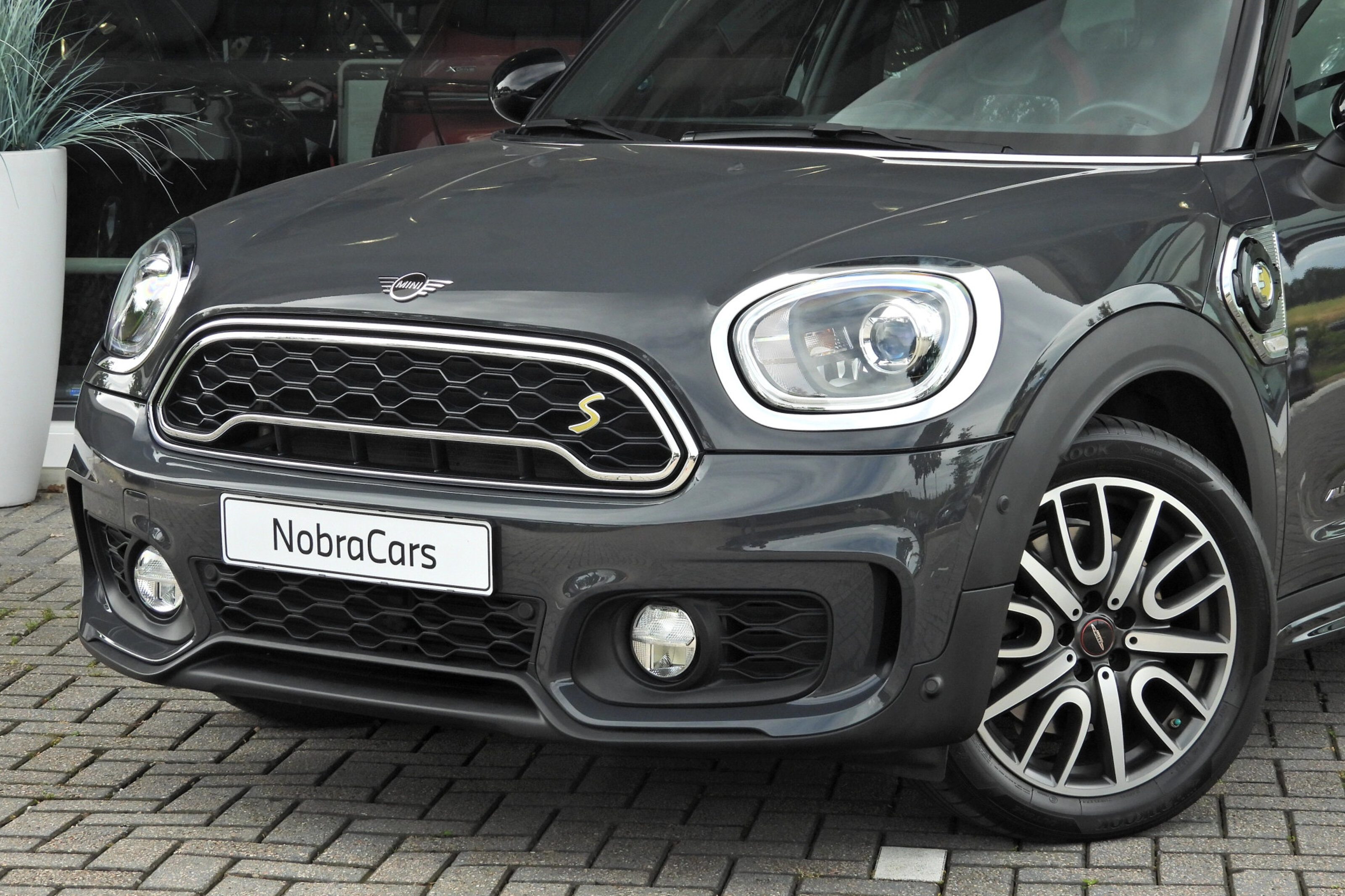 MINI Countryman 6
